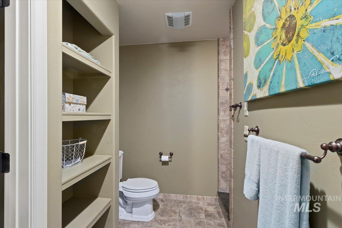 3353 E 4050 North, Twin Falls, Idaho 83301, 4 Bedrooms, 4 Bathrooms, Residential For Sale, Price $1,075,000, 98967936