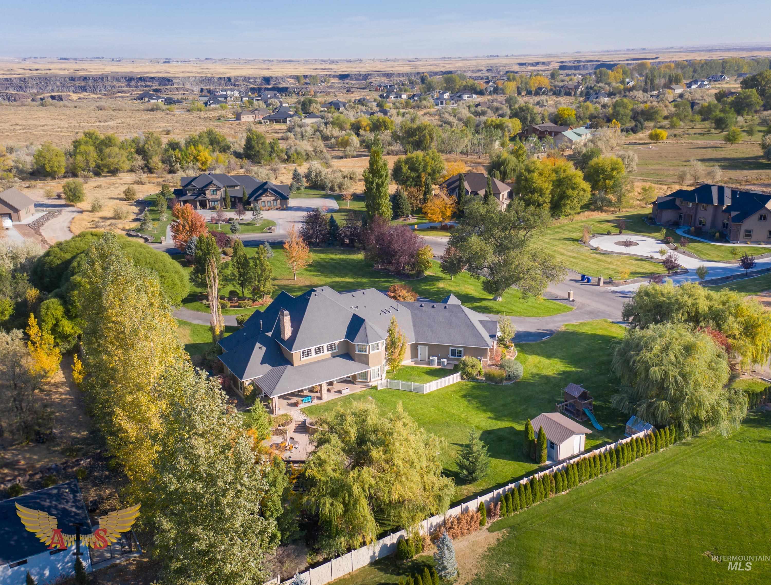 3353 E 4050 North, Twin Falls, Idaho 83301, 4 Bedrooms, 4 Bathrooms, Residential For Sale, Price $1,075,000, 98967936