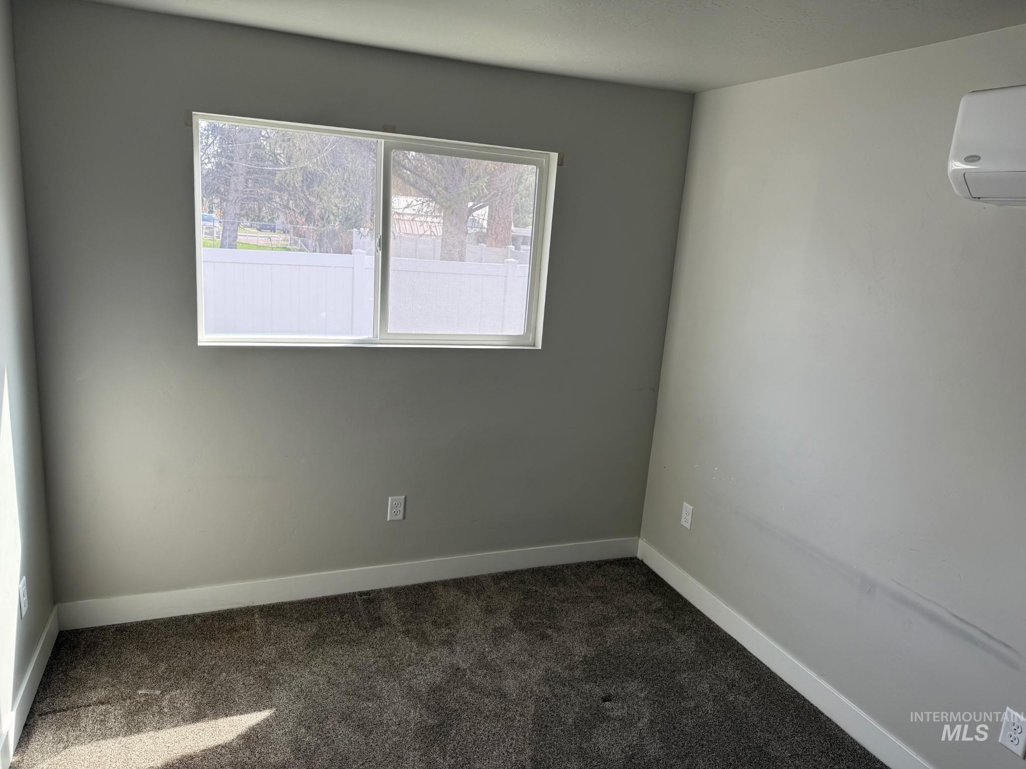 709 E Ave D, Jerome, Idaho 83338, 4 Bedrooms, 2 Bathrooms, Residential Income For Sale, Price $460,000, 98967944