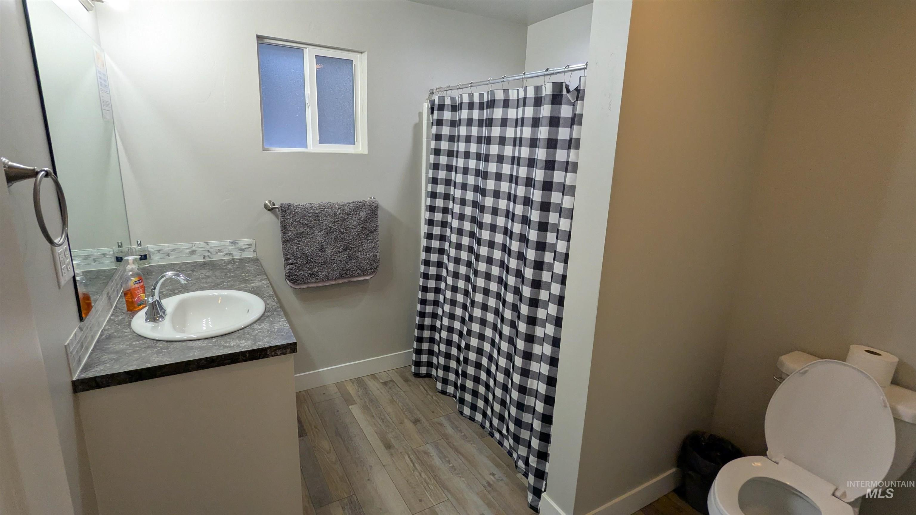 709 E Ave D, Jerome, Idaho 83338, 4 Bedrooms, 2 Bathrooms, Residential Income For Sale, Price $460,000, 98967944