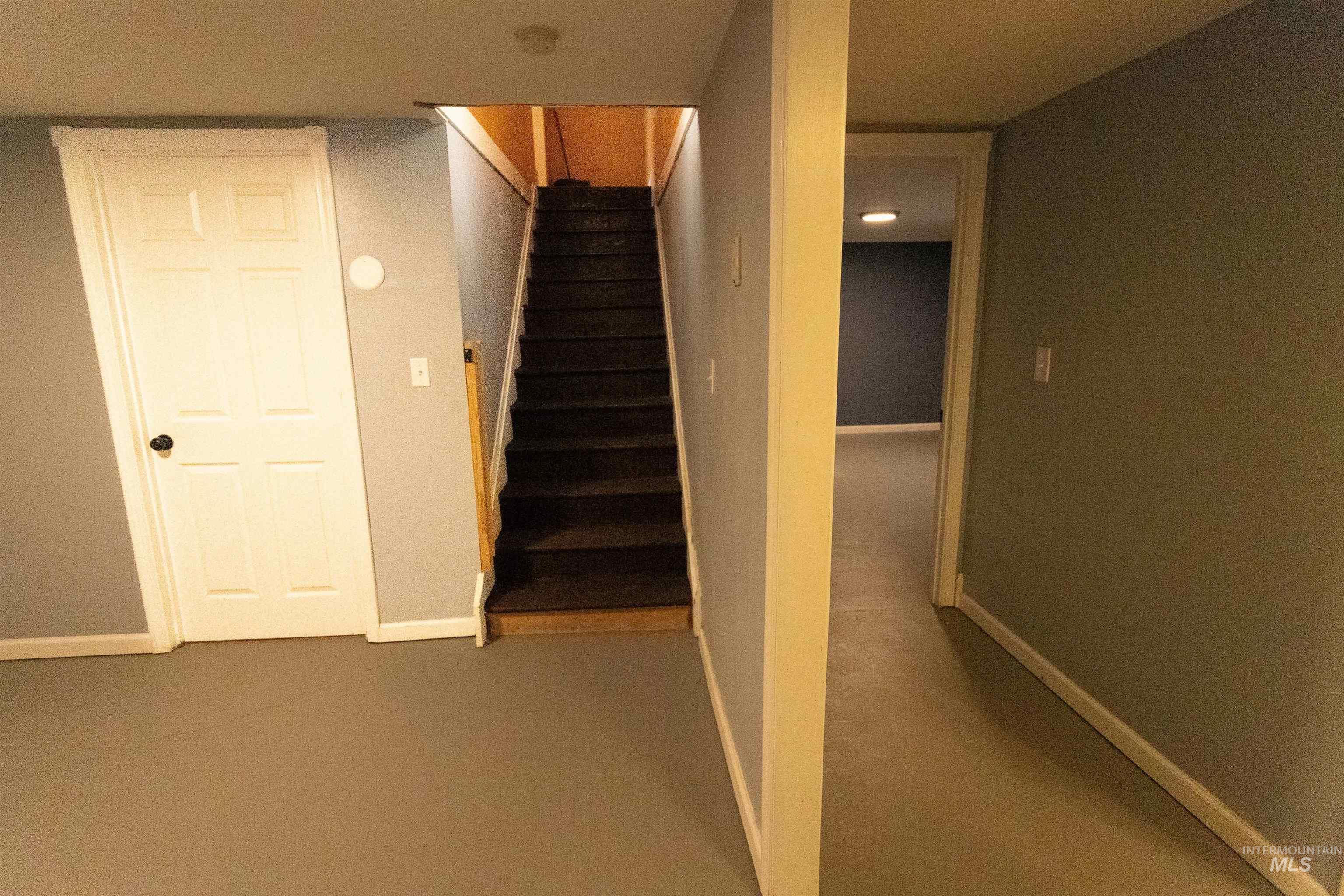 Staircase with baseboards