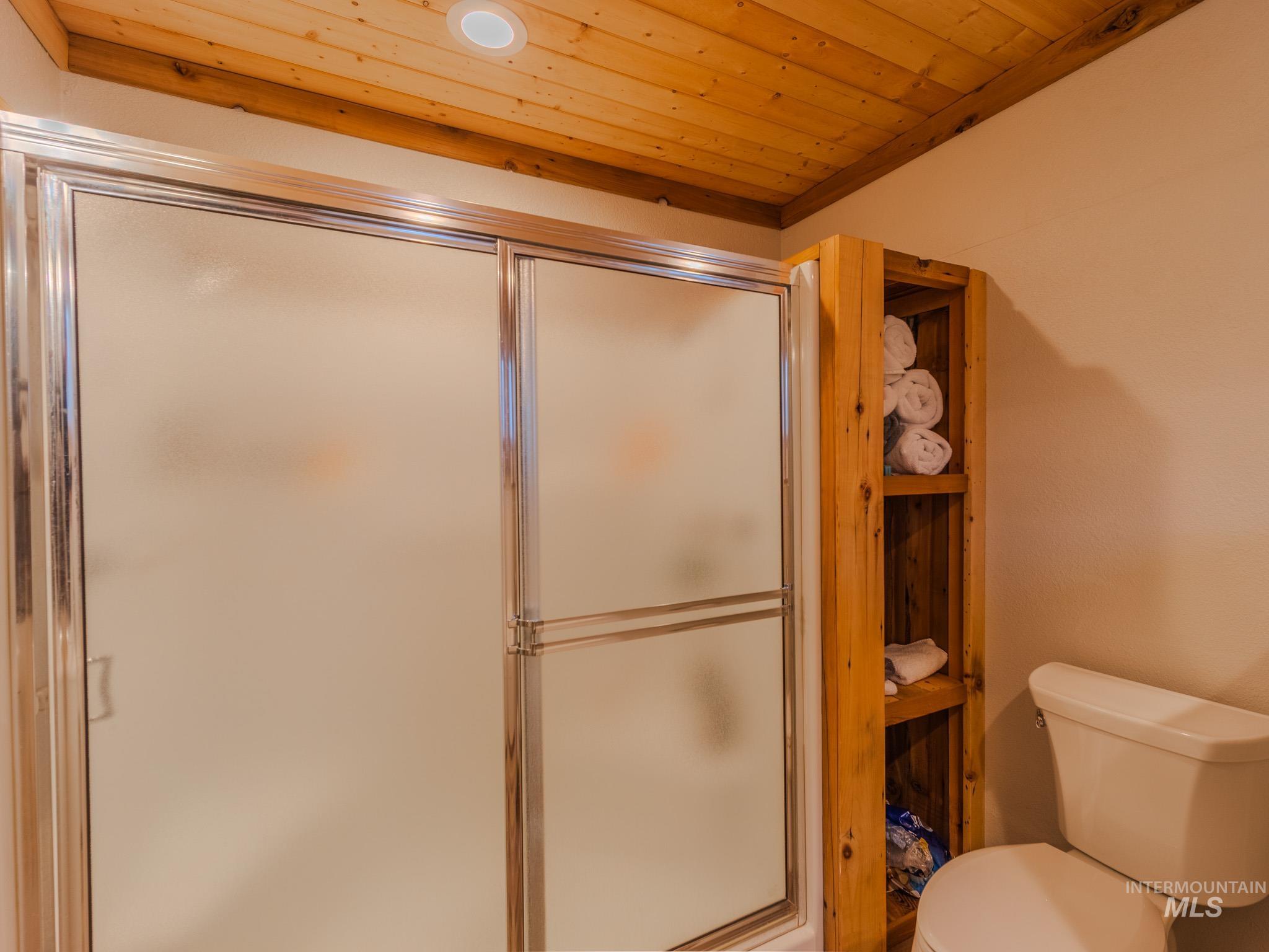 310 Lapwai St, Winchester, Idaho 83555, 3 Bedrooms, 1 Bathroom, Residential For Sale, Price $329,000, 98967947