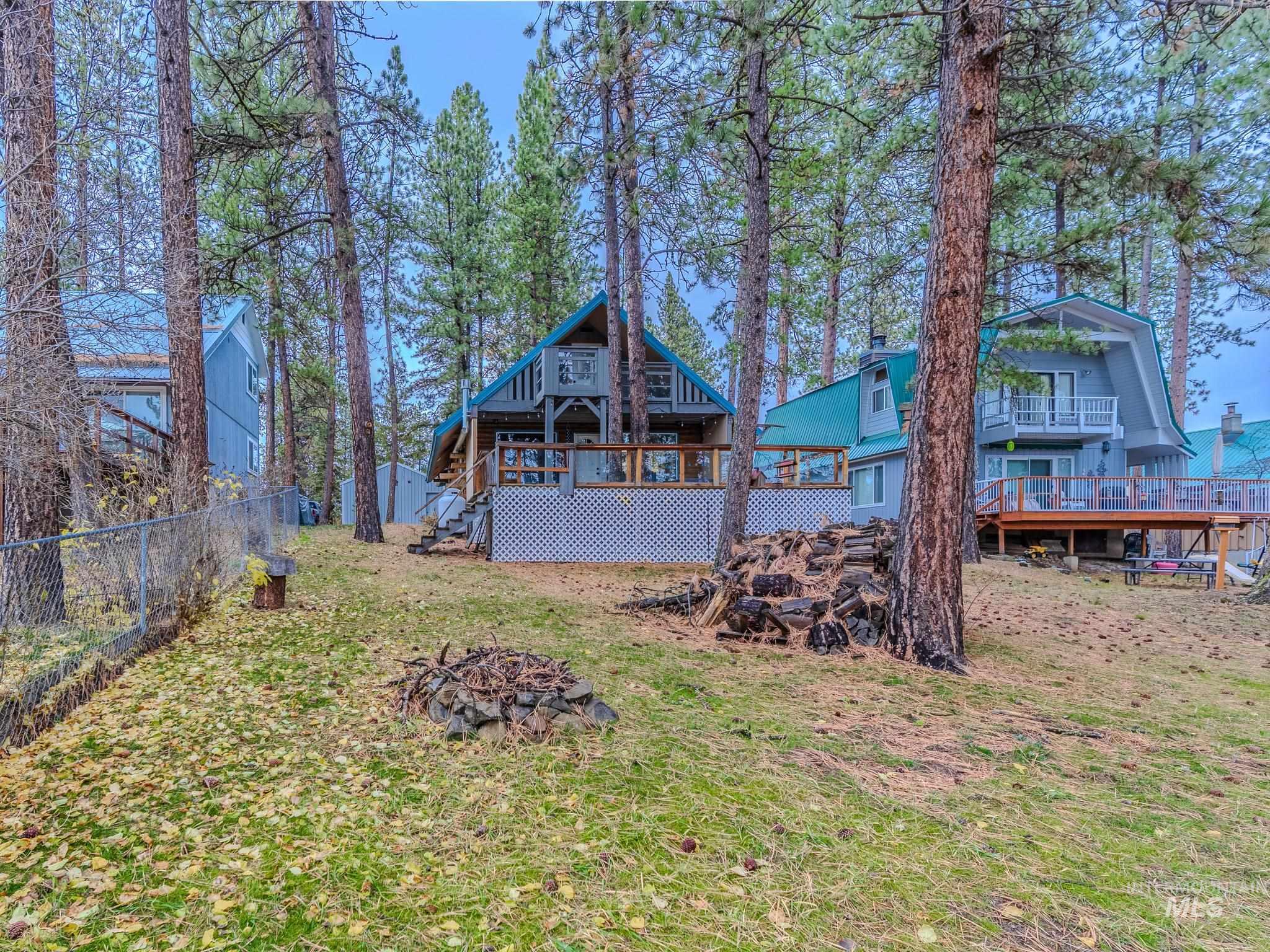310 Lapwai St, Winchester, Idaho 83555, 3 Bedrooms, 1 Bathroom, Residential For Sale, Price $329,000, 98967947