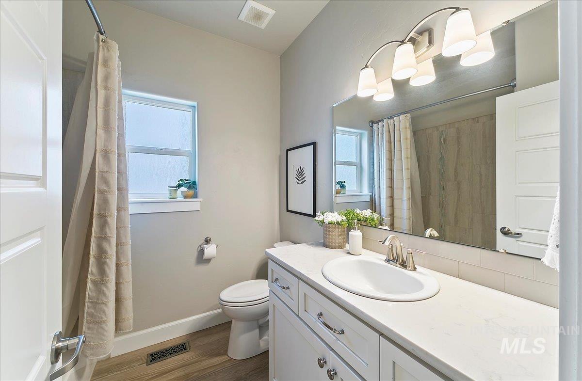 1388 N Willowick Ave, Eagle, Idaho 83616, 4 Bedrooms, 3.5 Bathrooms, Residential For Sale, Price $799,900, 98967957