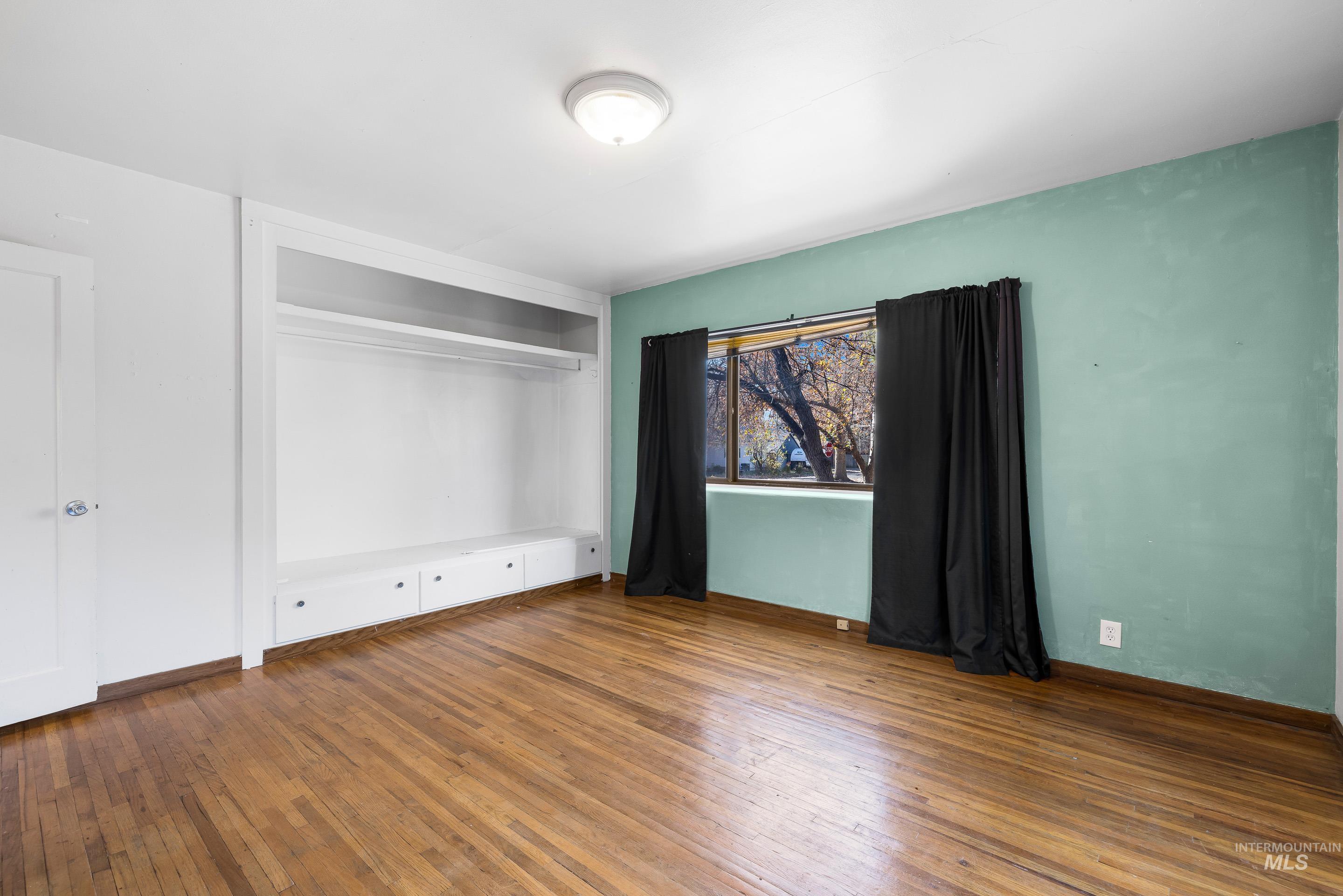 1502 N 5th St, Boise, Idaho 83702, 4 Bedrooms, 2 Bathrooms, Residential For Sale, Price $750,000, 98967964