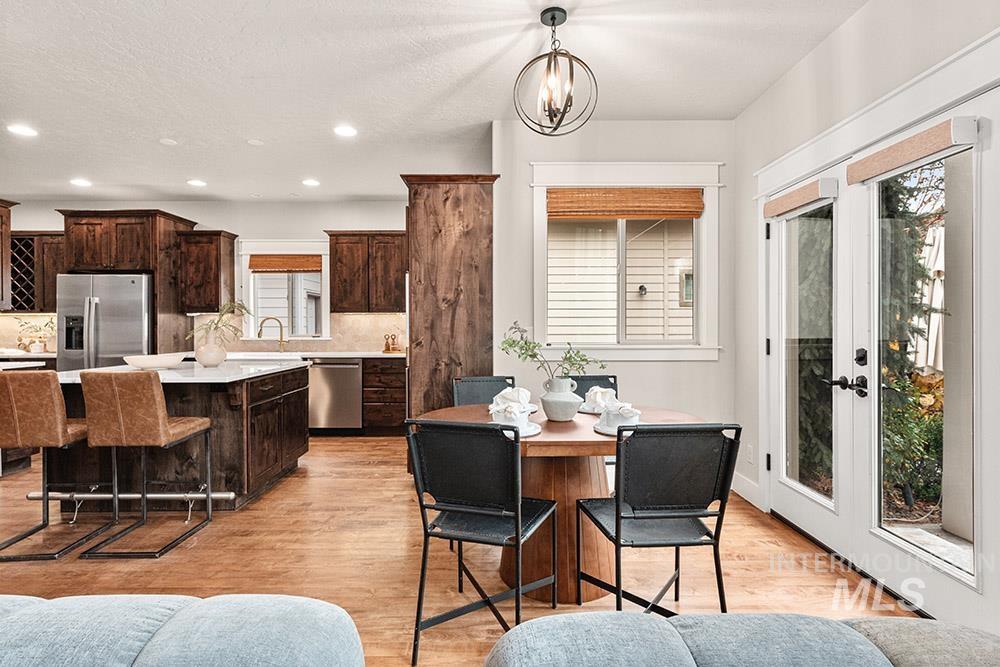 1027 E Rubicon Dr, Boise, Idaho 83716, 5 Bedrooms, 3.5 Bathrooms, Residential For Sale, Price $949,900, 98967969