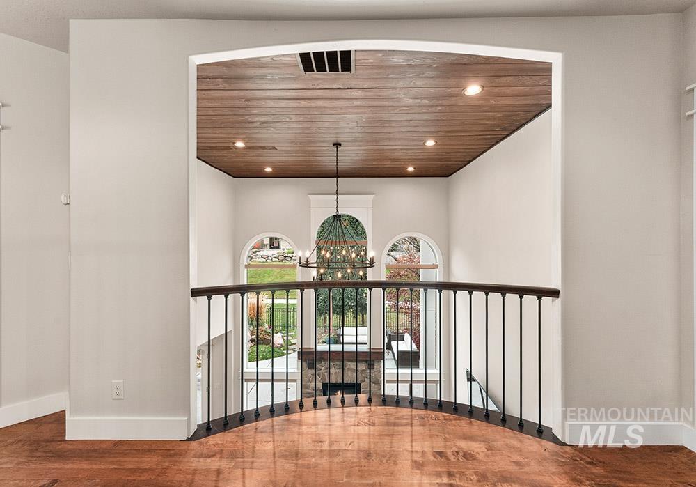 1027 E Rubicon Dr, Boise, Idaho 83716, 5 Bedrooms, 3.5 Bathrooms, Residential For Sale, Price $949,900, 98967969