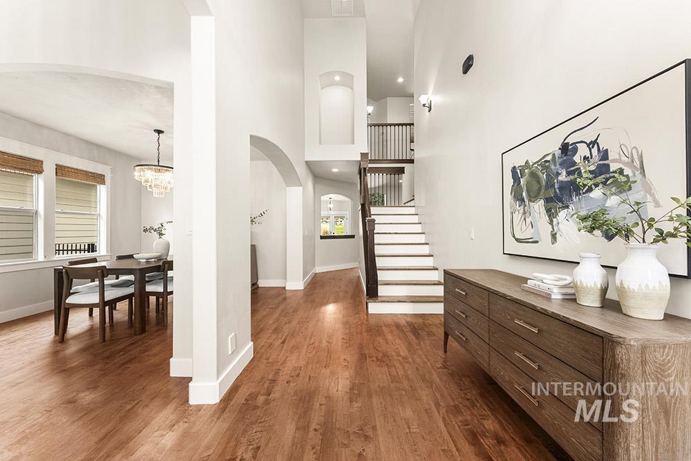 1027 E Rubicon Dr, Boise, Idaho 83716, 5 Bedrooms, 3.5 Bathrooms, Residential For Sale, Price $949,900, 98967969