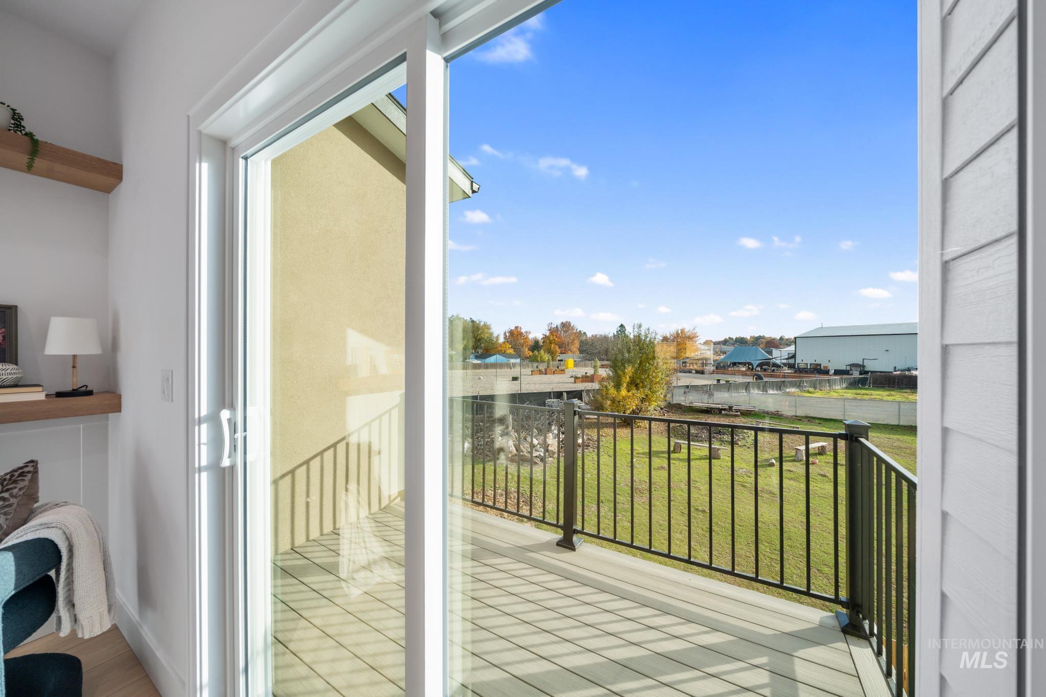 5281 N River Water Lane, Garden City, Idaho 83714, 2 Bedrooms, 3 Bathrooms, Residential For Sale, Price $742,900, 98967974