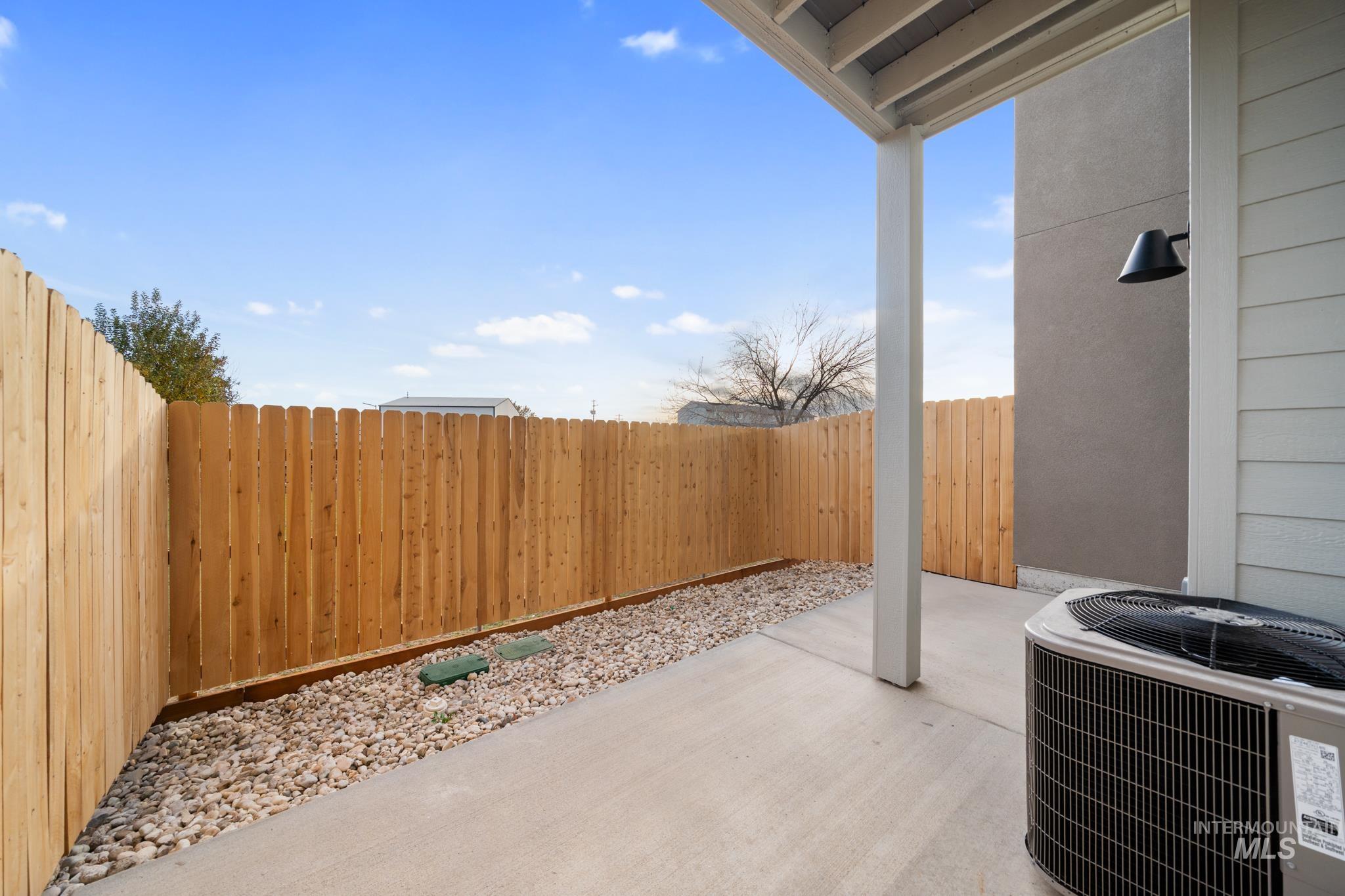 5281 N River Water Lane, Garden City, Idaho 83714, 2 Bedrooms, 3 Bathrooms, Residential For Sale, Price $742,900, 98967974