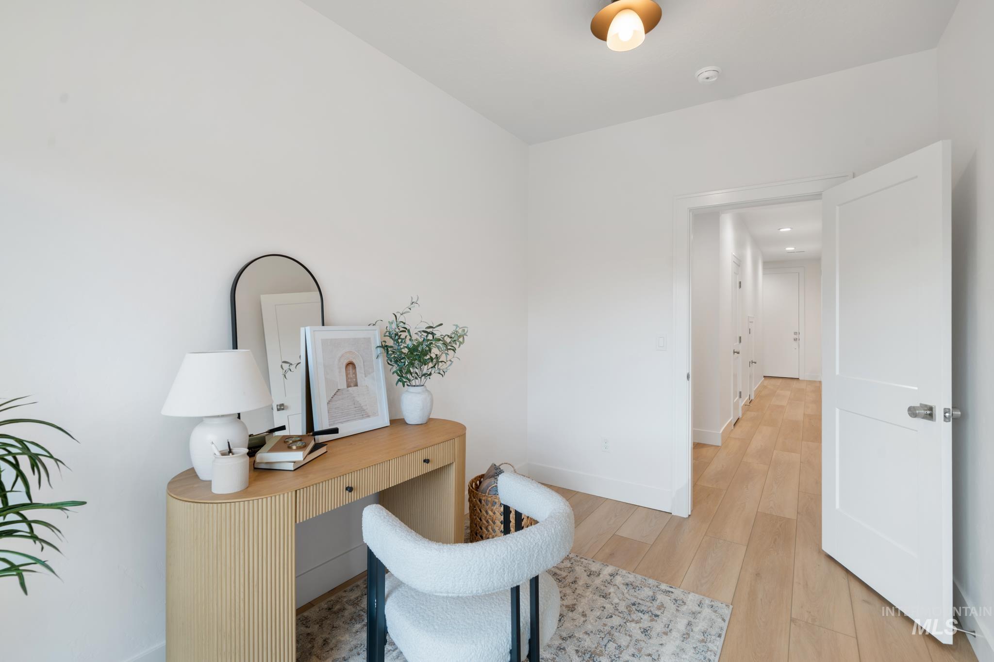 5281 N River Water Lane, Garden City, Idaho 83714, 2 Bedrooms, 3 Bathrooms, Residential For Sale, Price $742,900, 98967974