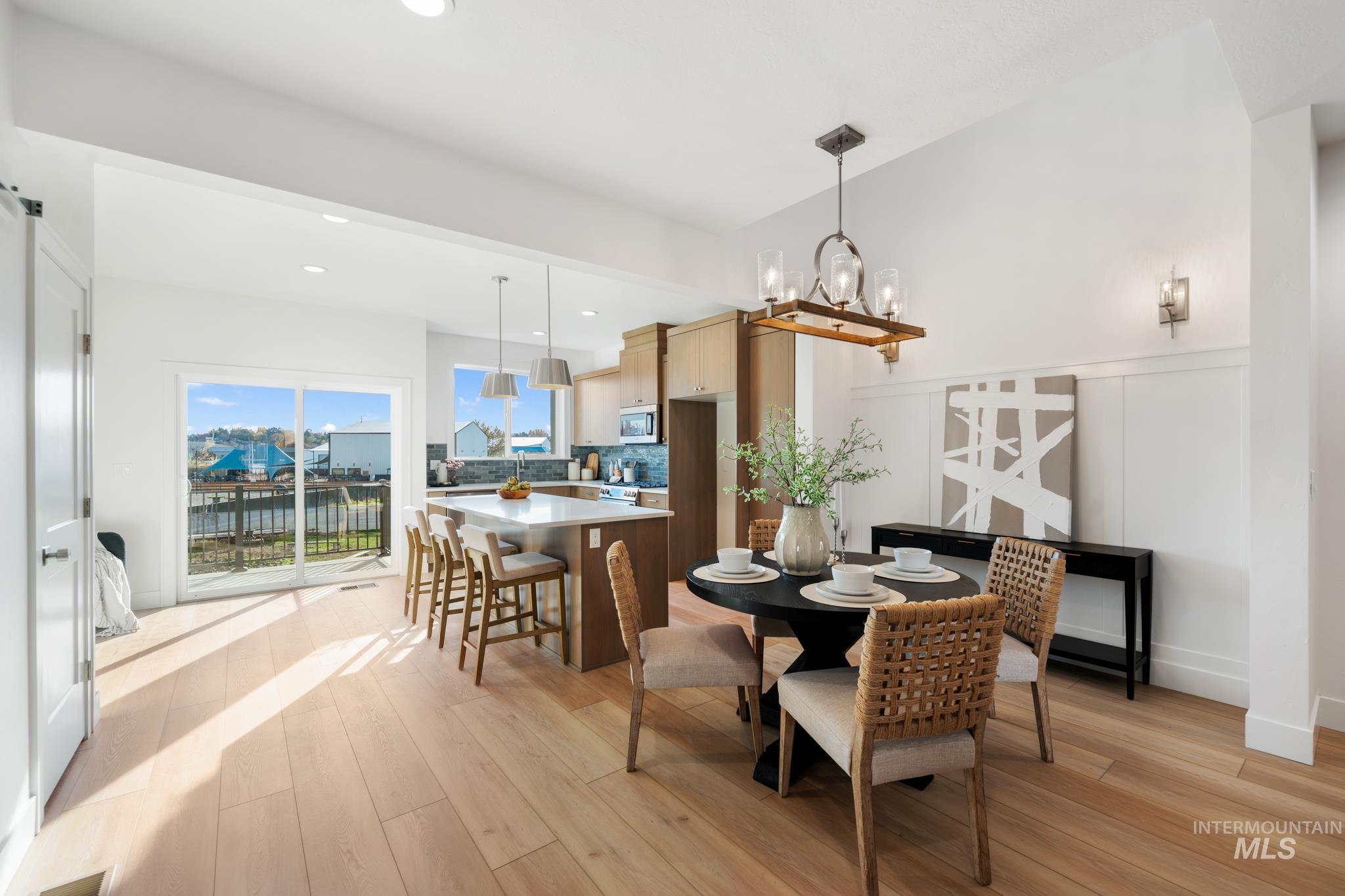 5281 N River Water Lane, Garden City, Idaho 83714, 2 Bedrooms, 3 Bathrooms, Residential For Sale, Price $742,900, 98967974