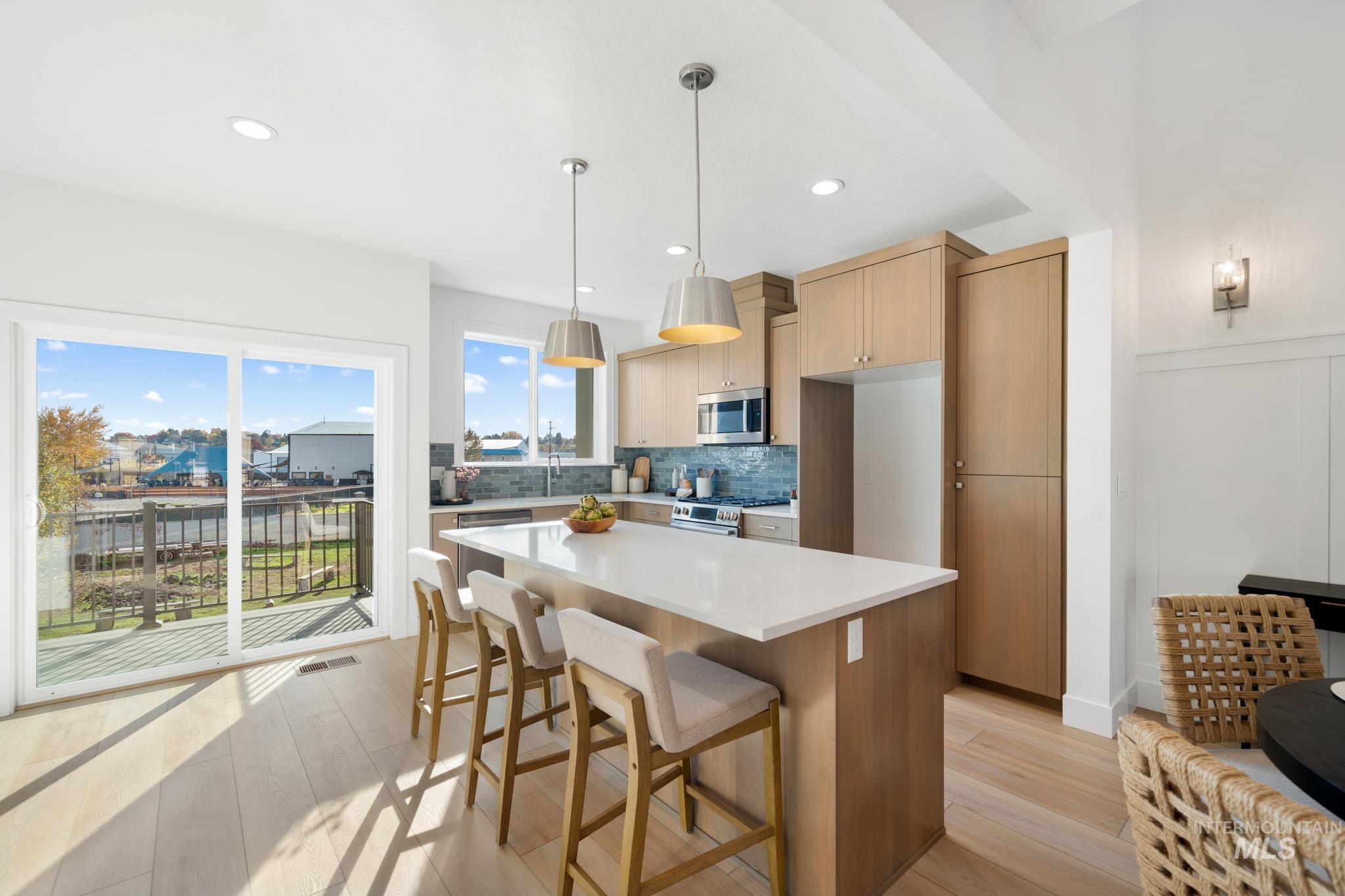 5281 N River Water Lane, Garden City, Idaho 83714, 2 Bedrooms, 3 Bathrooms, Residential For Sale, Price $742,900, 98967974