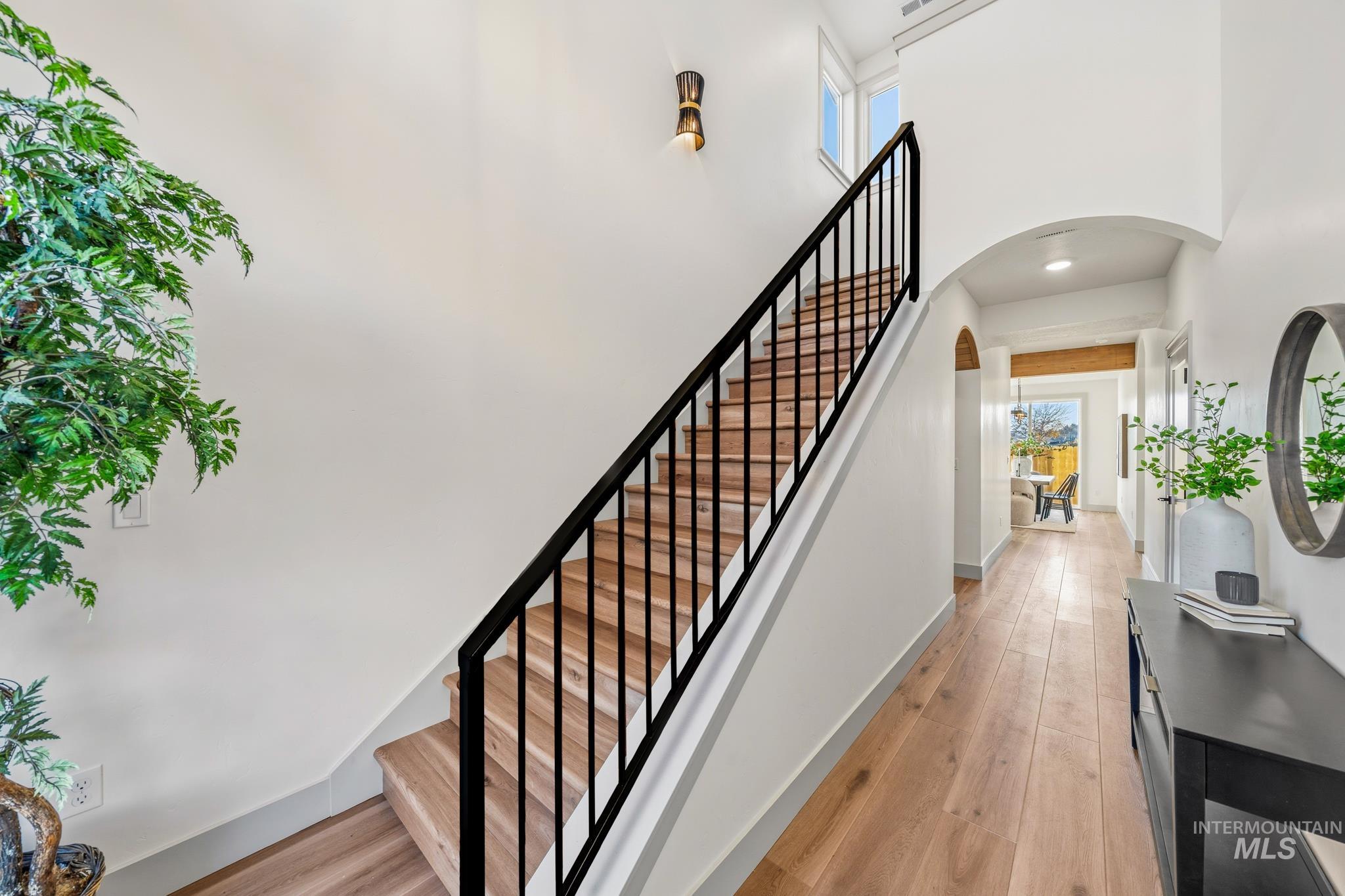 5273 N River Water Lane, Garden City, Idaho 83714, 4 Bedrooms, 3 Bathrooms, Residential For Sale, Price $934,900, 98967975