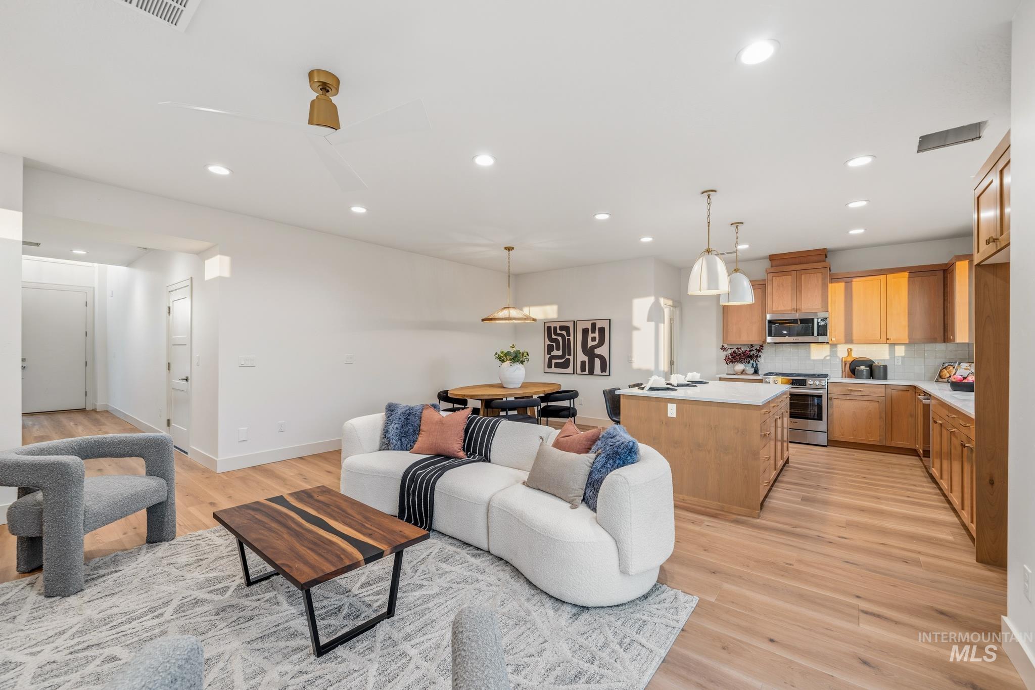 5287 N River Water Lane, Garden City, Idaho 83714, 3 Bedrooms, 2.5 Bathrooms, Residential For Sale, Price $769,900, 98967976