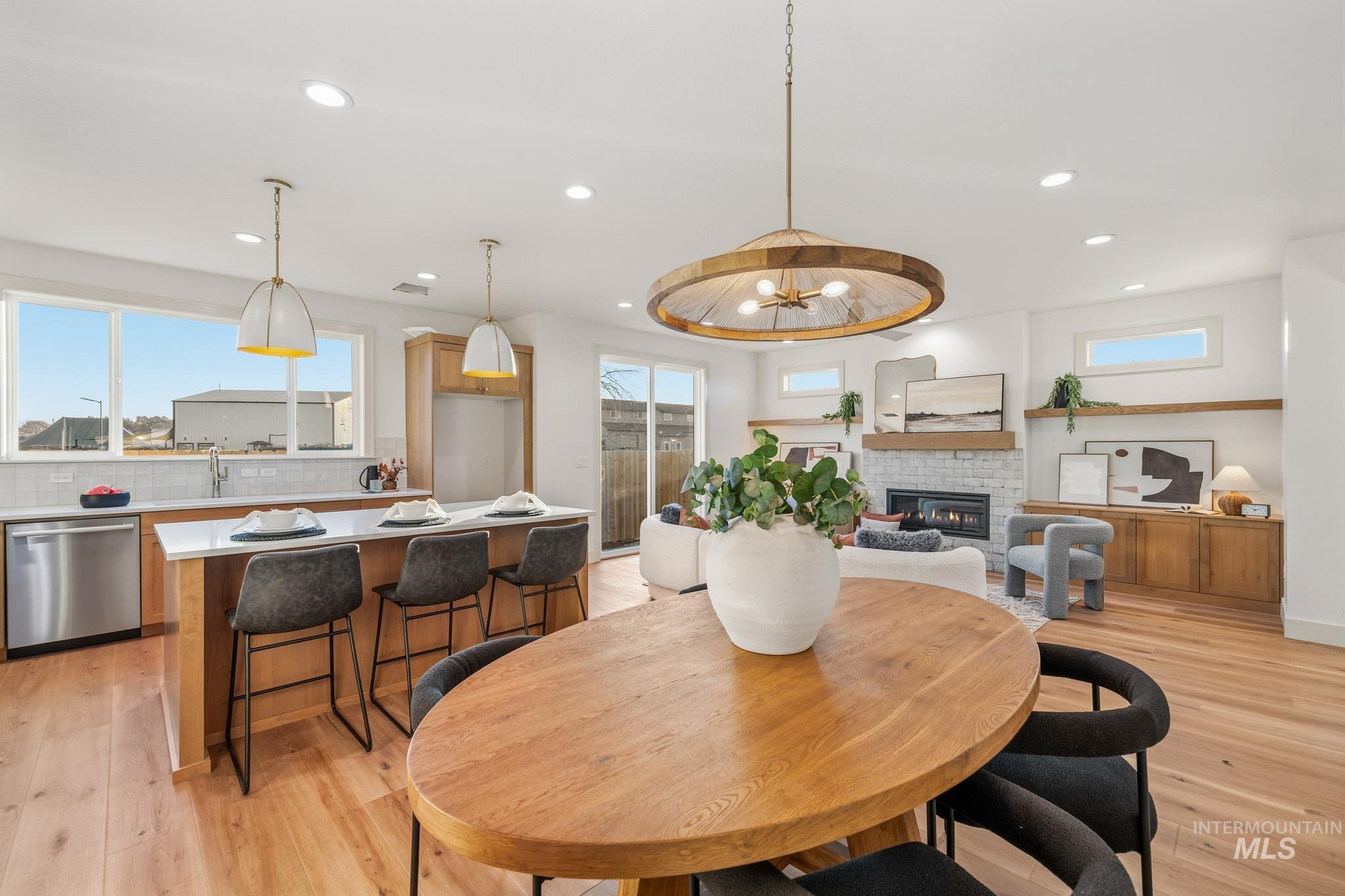 5287 N River Water Lane, Garden City, Idaho 83714, 3 Bedrooms, 2.5 Bathrooms, Residential For Sale, Price $769,900, 98967976