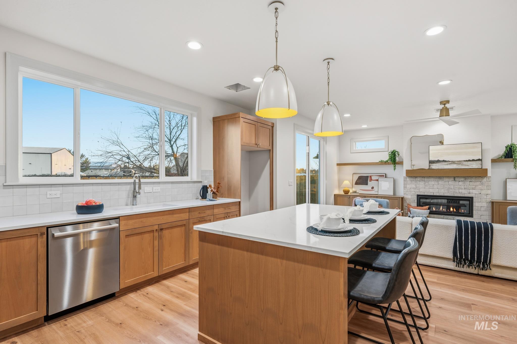 5287 N River Water Lane, Garden City, Idaho 83714, 3 Bedrooms, 2.5 Bathrooms, Residential For Sale, Price $769,900, 98967976