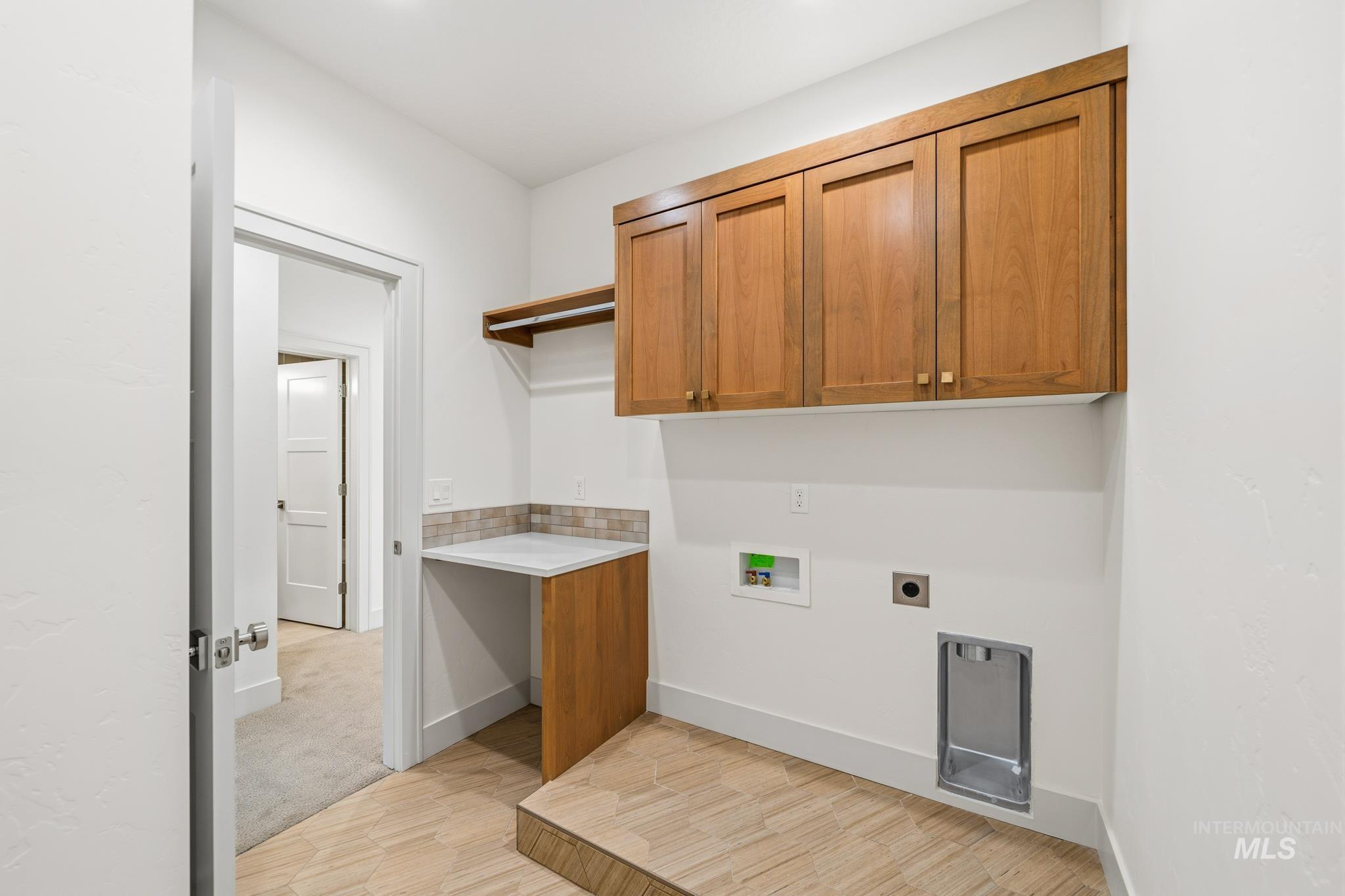 5287 N River Water Lane, Garden City, Idaho 83714, 3 Bedrooms, 2.5 Bathrooms, Residential For Sale, Price $769,900, 98967976