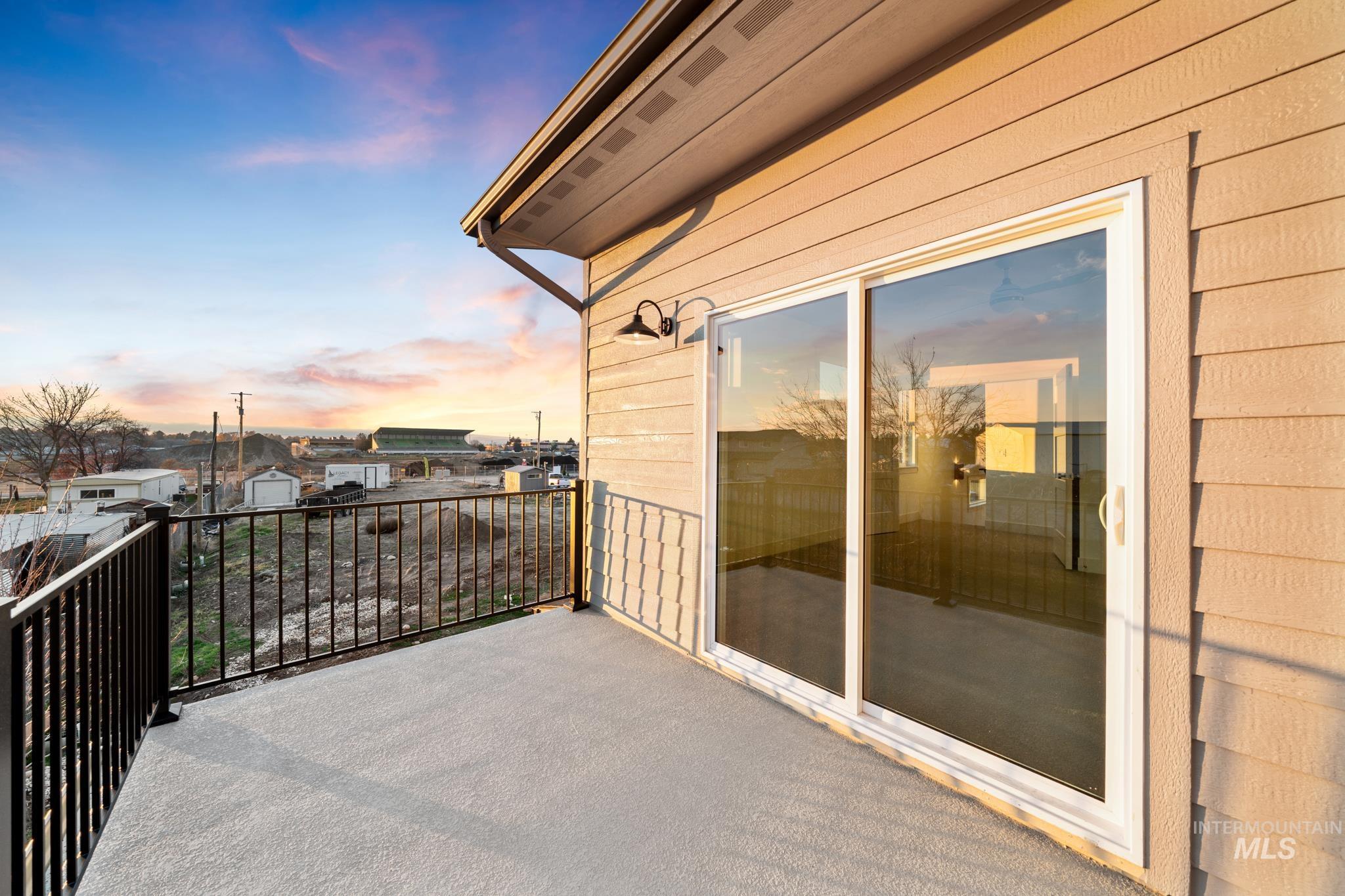 5287 N River Water Lane, Garden City, Idaho 83714, 3 Bedrooms, 2.5 Bathrooms, Residential For Sale, Price $769,900, 98967976