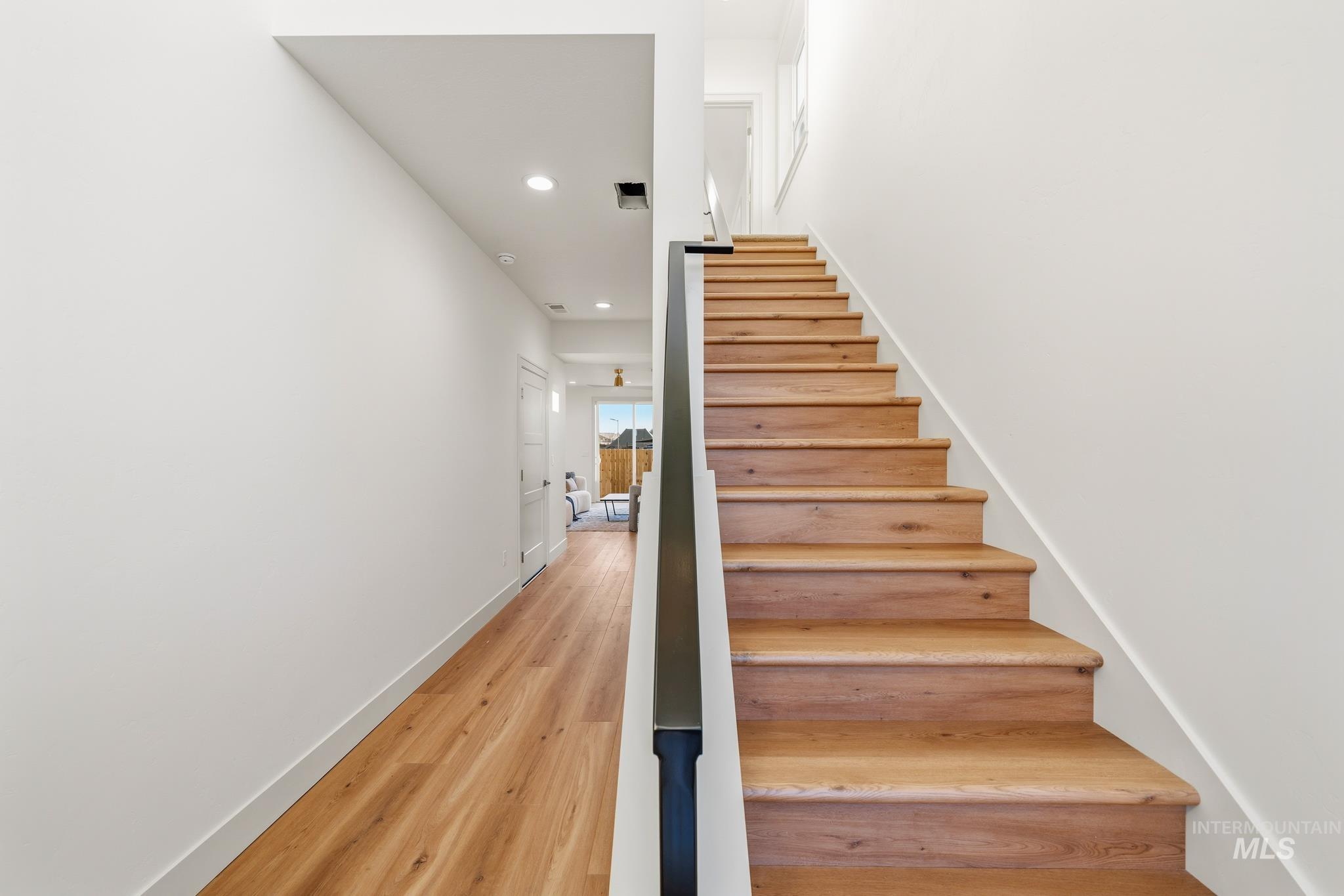 5287 N River Water Lane, Garden City, Idaho 83714, 3 Bedrooms, 2.5 Bathrooms, Residential For Sale, Price $769,900, 98967976