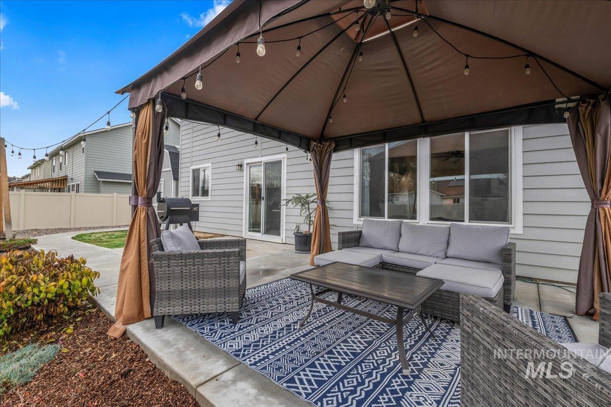 2174 N Morello Ave, Meridian, Idaho 83646, 4 Bedrooms, 2.5 Bathrooms, Residential For Sale, Price $549,990, 98967978