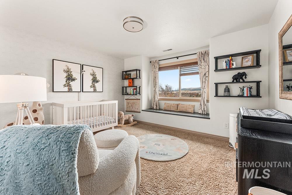 256 E Lake Rim Ln, Boise, Idaho 83716, 4 Bedrooms, 3.5 Bathrooms, Residential For Sale, Price $699,900, 98967980