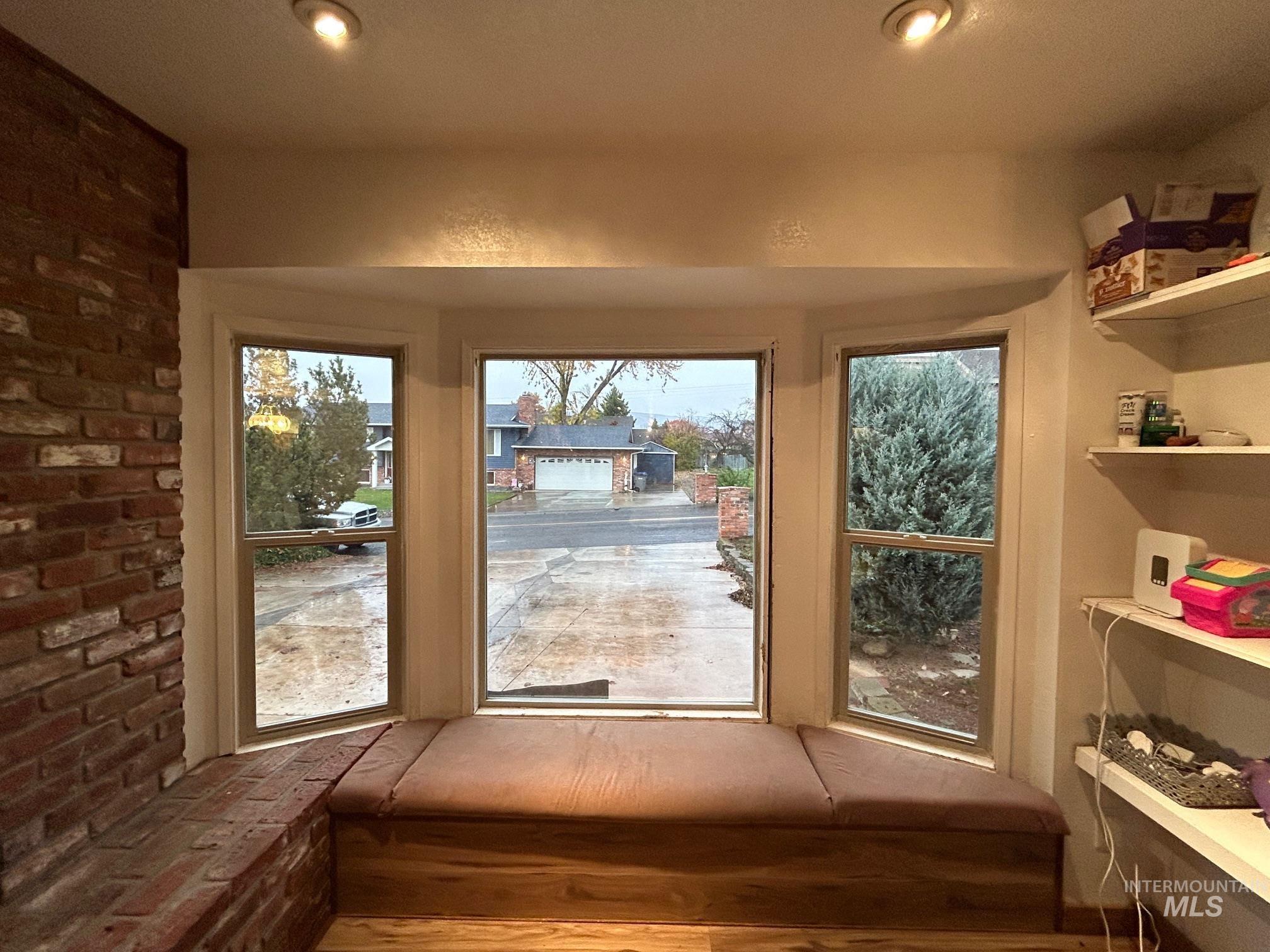 3590 Country Club Drive, Lewiston, Idaho 83501, 4 Bedrooms, 3 Bathrooms, Residential For Sale, Price $500,000, 98967983