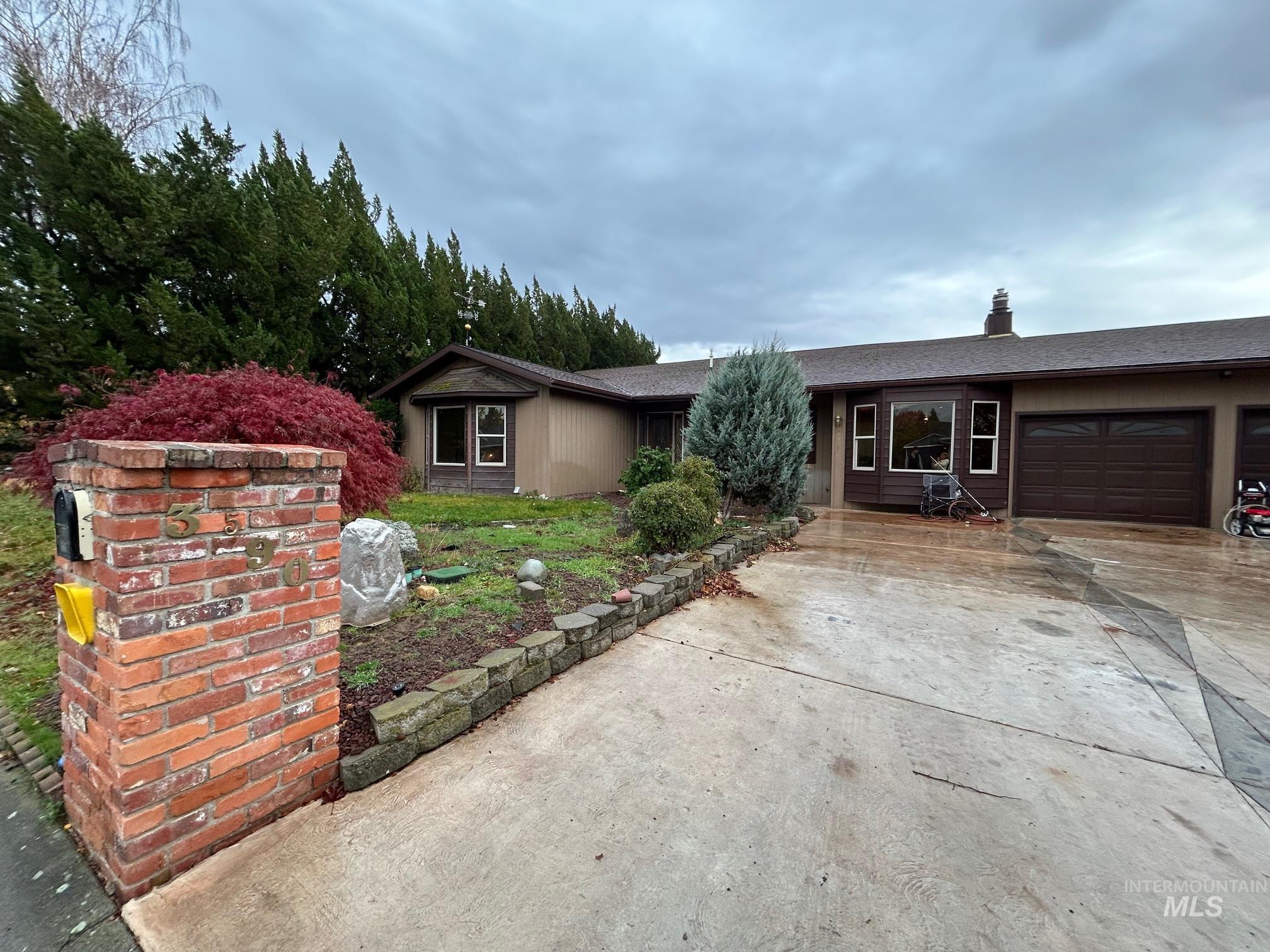 3590 Country Club Drive, Lewiston, Idaho 83501, 4 Bedrooms, 3 Bathrooms, Residential For Sale, Price $500,000, 98967983
