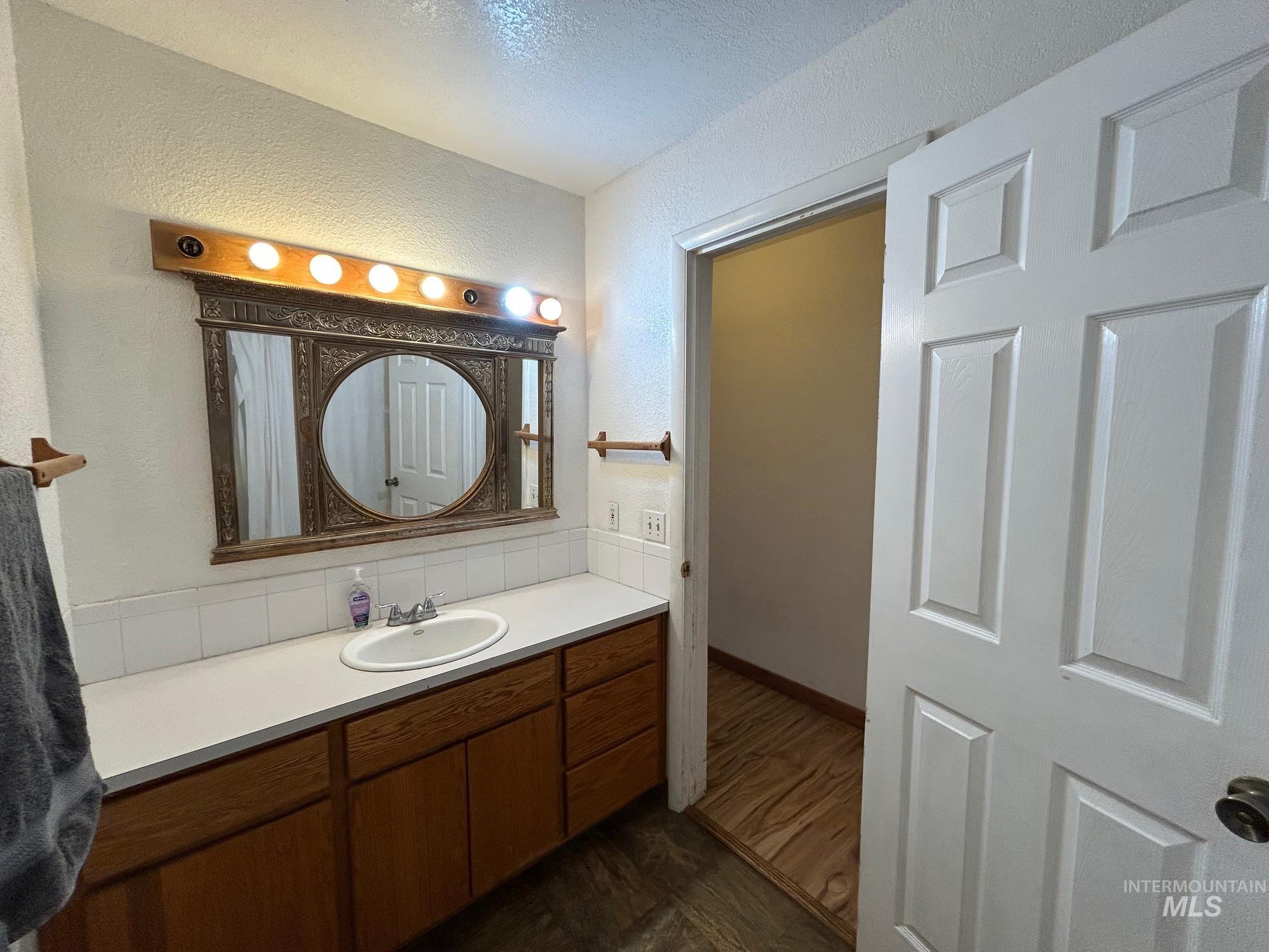 3590 Country Club Drive, Lewiston, Idaho 83501, 4 Bedrooms, 3 Bathrooms, Residential For Sale, Price $500,000, 98967983