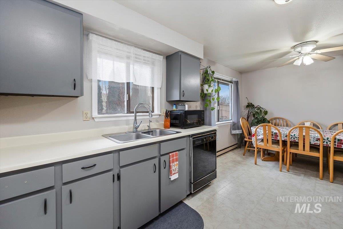 719 6th Avenue East, Jerome, Idaho 83338, 3 Bedrooms, 1 Bathroom, Residential For Sale, Price $275,000, 98967985