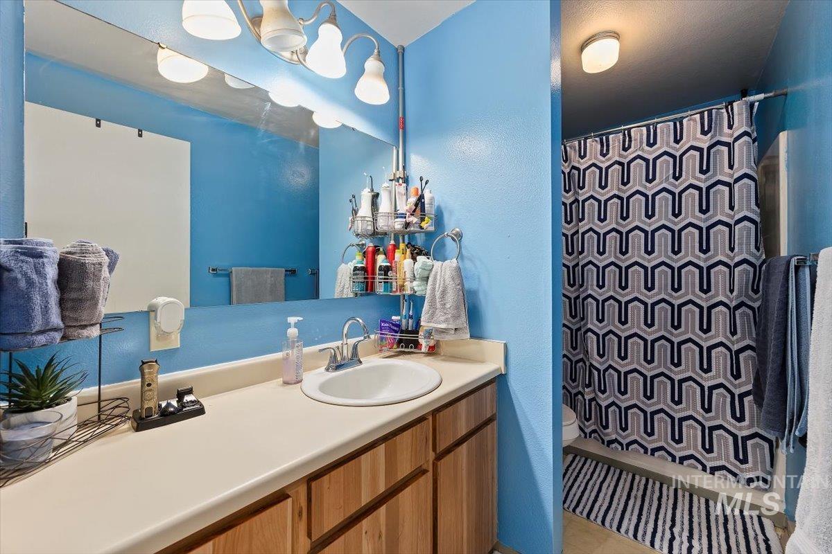 719 6th Avenue East, Jerome, Idaho 83338, 3 Bedrooms, 1 Bathroom, Residential For Sale, Price $275,000, 98967985