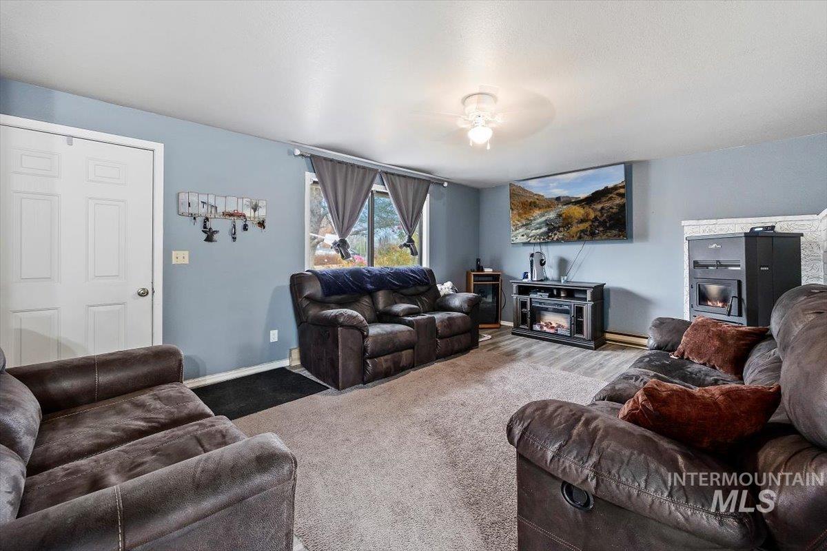 719 6th Avenue East, Jerome, Idaho 83338, 3 Bedrooms, 1 Bathroom, Residential For Sale, Price $275,000, 98967985