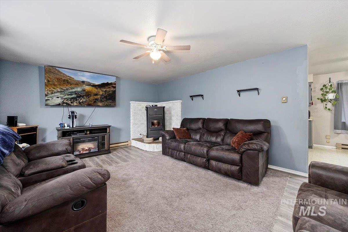 719 6th Avenue East, Jerome, Idaho 83338, 3 Bedrooms, 1 Bathroom, Residential For Sale, Price $275,000, 98967985