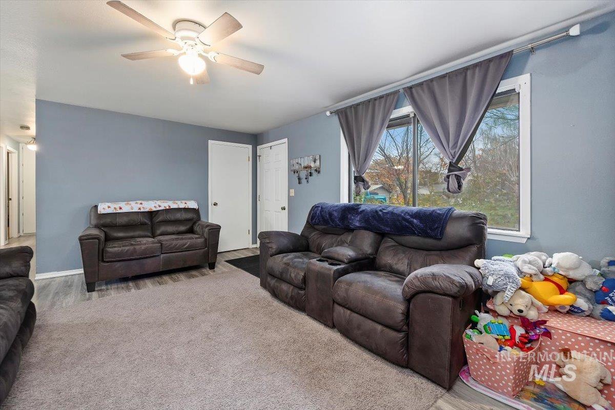 719 6th Avenue East, Jerome, Idaho 83338, 3 Bedrooms, 1 Bathroom, Residential For Sale, Price $275,000, 98967985