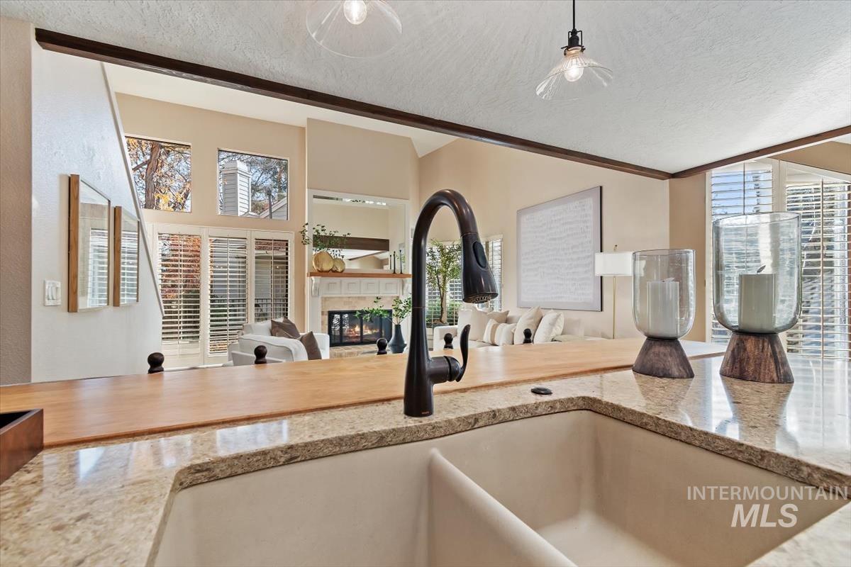 1944 S Teal Ln, Boise, Idaho 83706, 2 Bedrooms, 2 Bathrooms, Residential For Sale, Price $599,900, 98967986