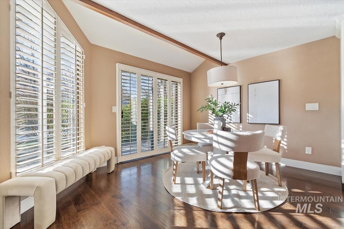 1944 S Teal Ln, Boise, Idaho 83706, 2 Bedrooms, 2 Bathrooms, Residential For Sale, Price $599,900, 98967986