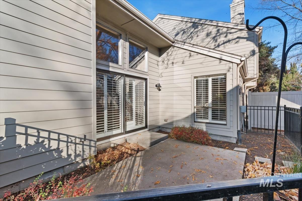 1944 S Teal Ln, Boise, Idaho 83706, 2 Bedrooms, 2 Bathrooms, Residential For Sale, Price $599,900, 98967986