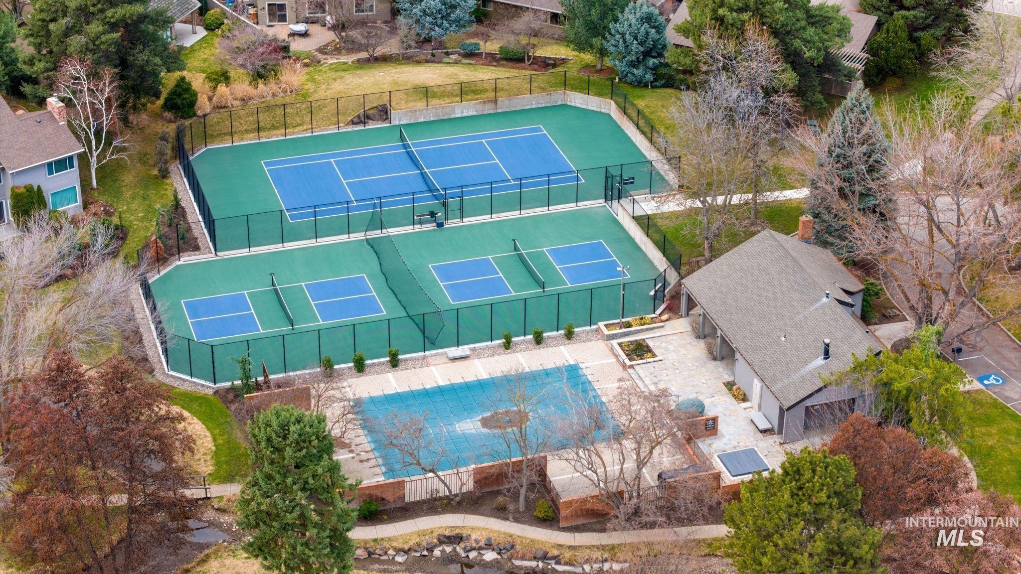 1944 S Teal Ln, Boise, Idaho 83706, 2 Bedrooms, 2 Bathrooms, Residential For Sale, Price $599,900, 98967986