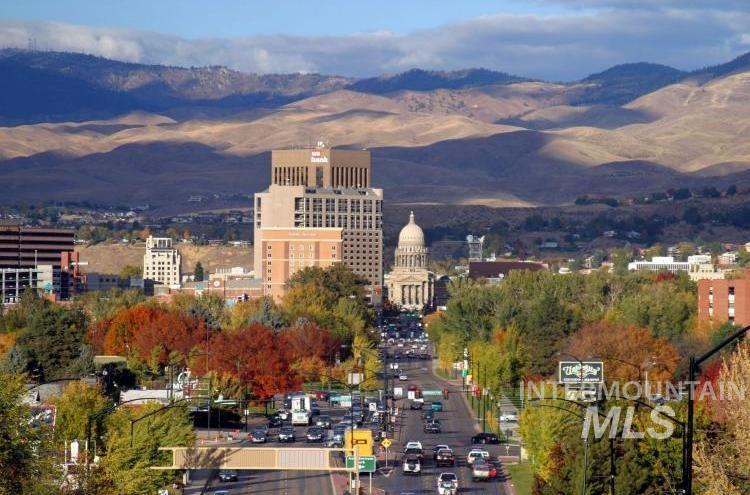 1944 S Teal Ln, Boise, Idaho 83706, 2 Bedrooms, 2 Bathrooms, Residential For Sale, Price $599,900, 98967986