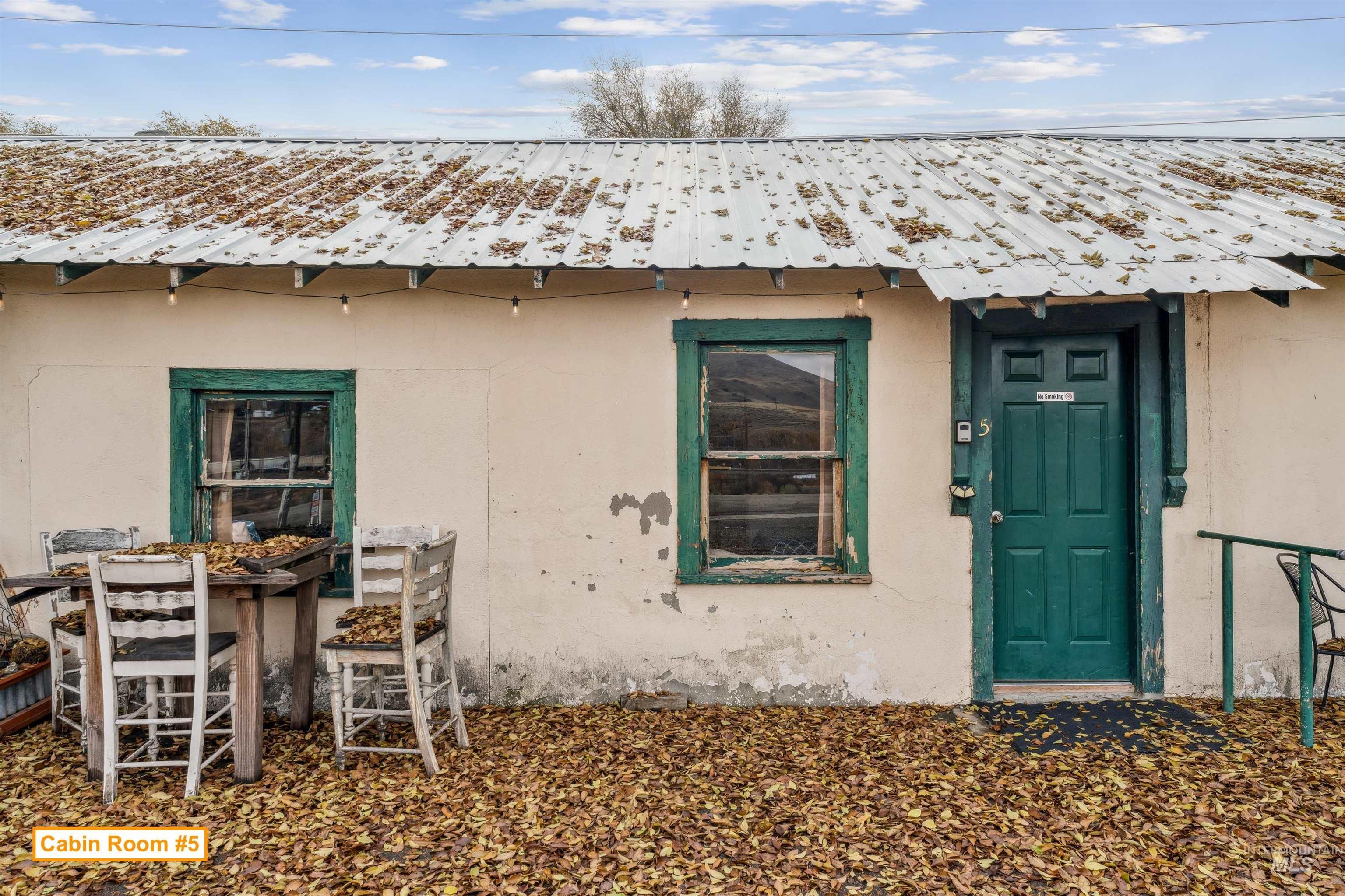 190/160 W Washington St W, Huntington, Oregon 97907, 7 Rooms, Business/Commercial For Sale, Price $175,000, 98967991