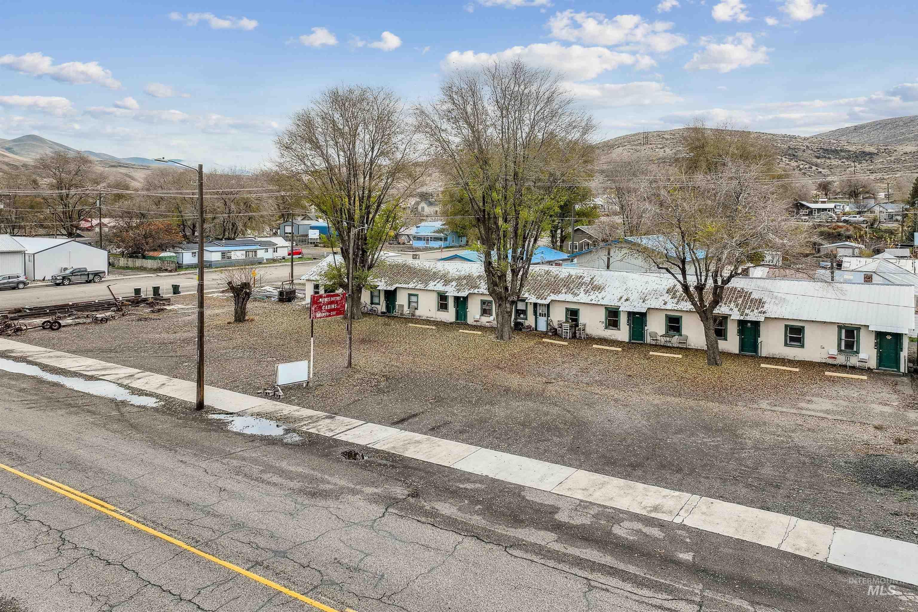 190/160 W Washington St W, Huntington, Oregon 97907, 7 Rooms, Business/Commercial For Sale, Price $175,000, 98967991