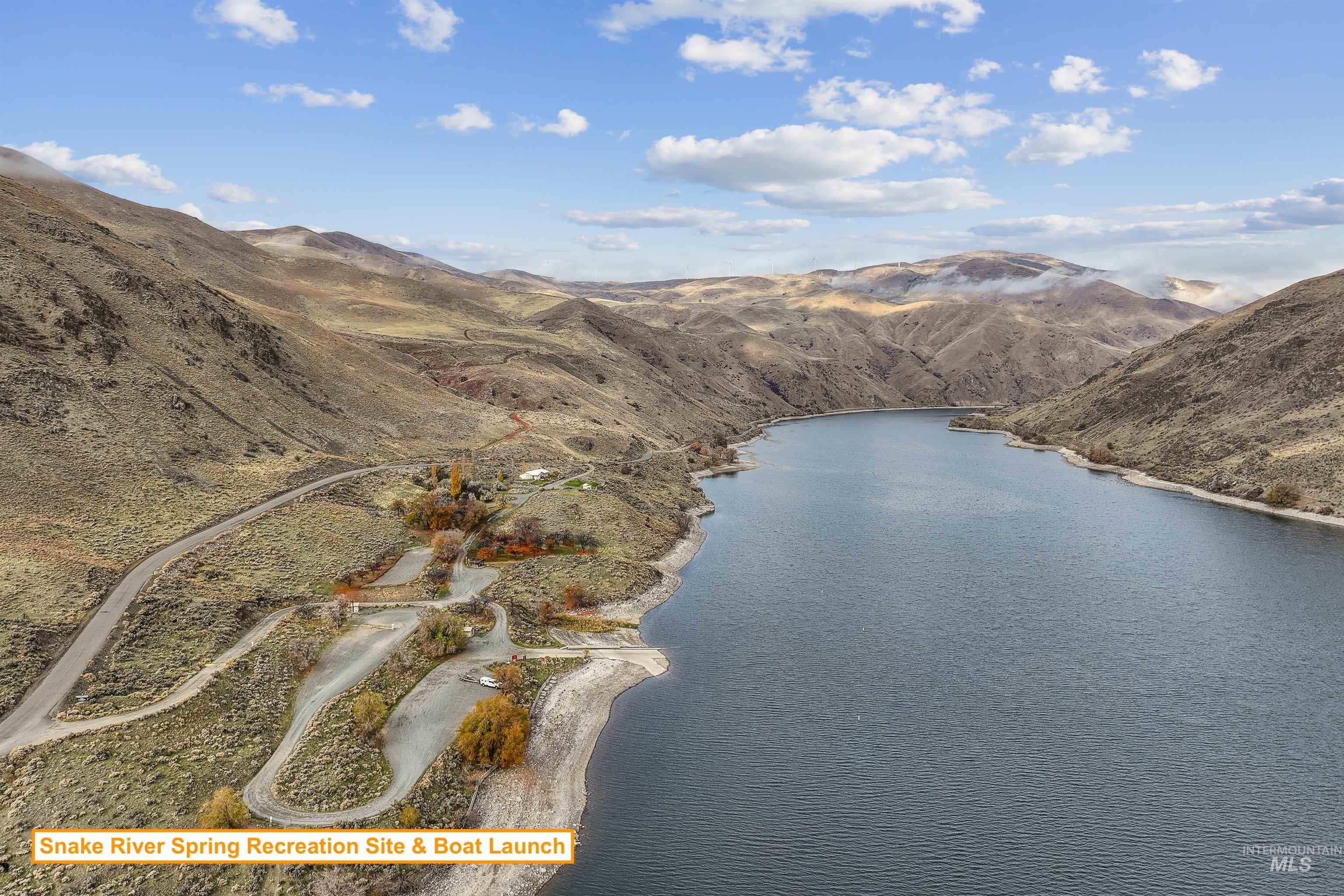 190/160 W Washington St W, Huntington, Oregon 97907, 7 Rooms, Business/Commercial For Sale, Price $175,000, 98967991