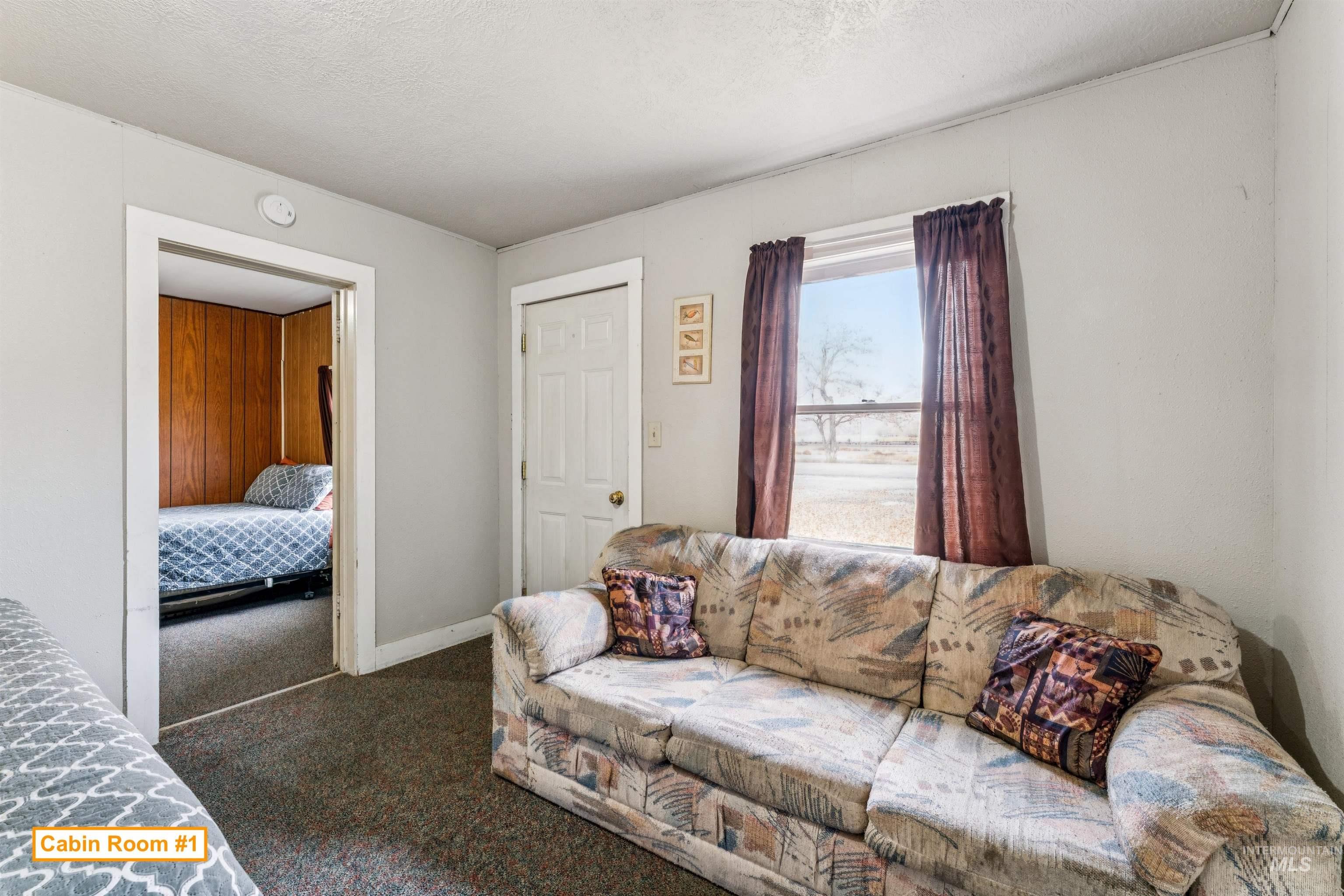 190/160 W Washington St W, Huntington, Oregon 97907, 7 Rooms, Business/Commercial For Sale, Price $175,000, 98967991