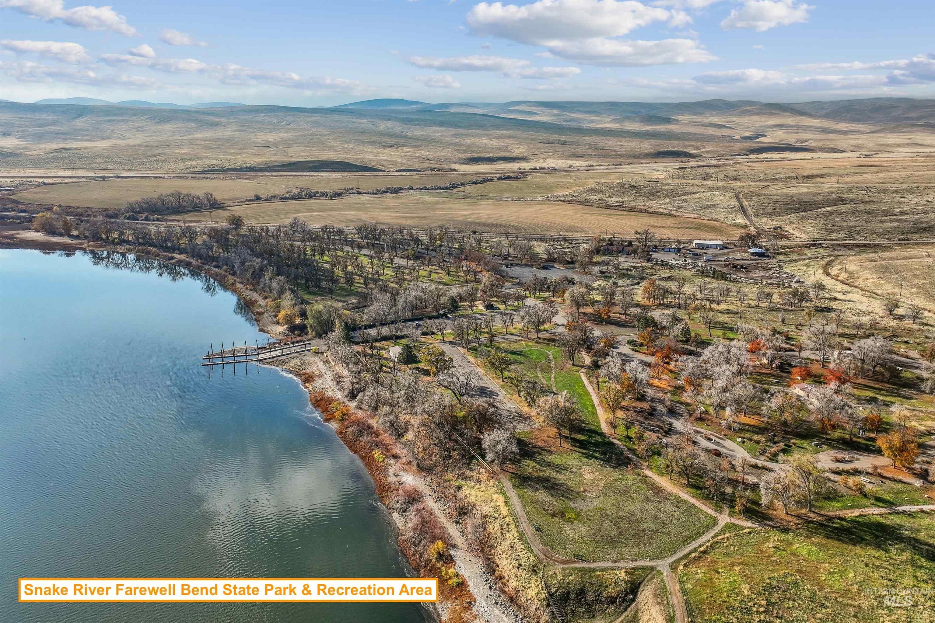 190/160 W Washington St W, Huntington, Oregon 97907, 7 Rooms, Business/Commercial For Sale, Price $175,000, 98967991