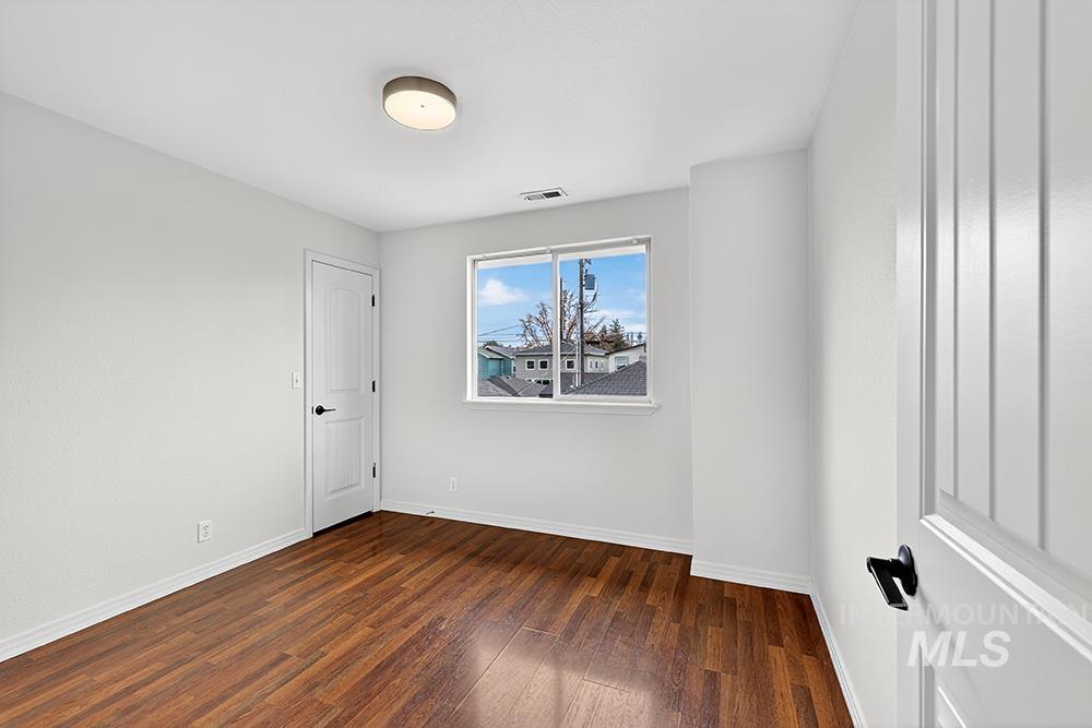 4425 W Freemont St, Boise, Idaho 83706, 2 Bedrooms, 1.5 Bathrooms, Residential For Sale, Price $399,999, 98967995