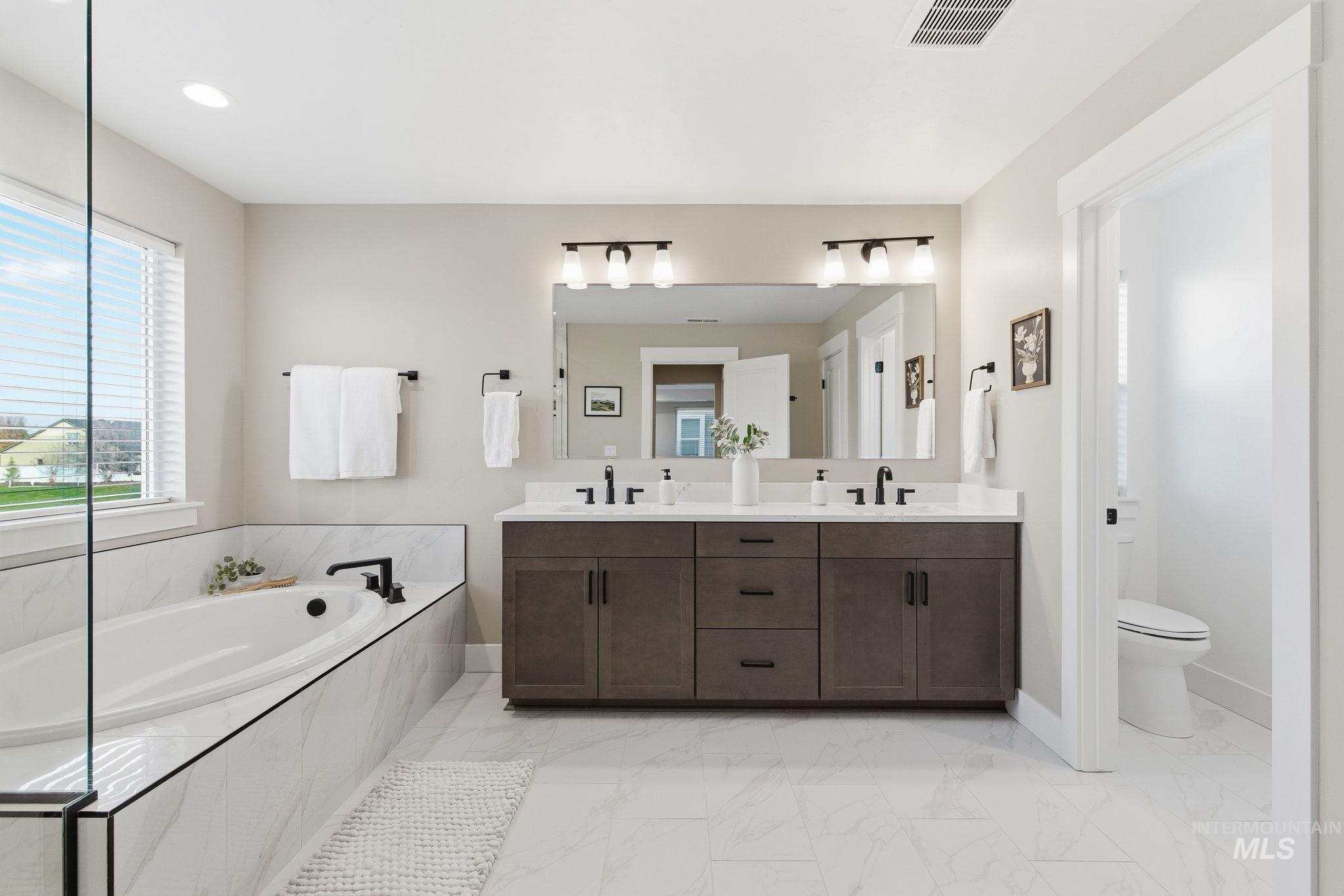 664 E Lockhart St, Meridian, Idaho 83646, 4 Bedrooms, 2.5 Bathrooms, Residential For Sale, Price $699,990, 98967998