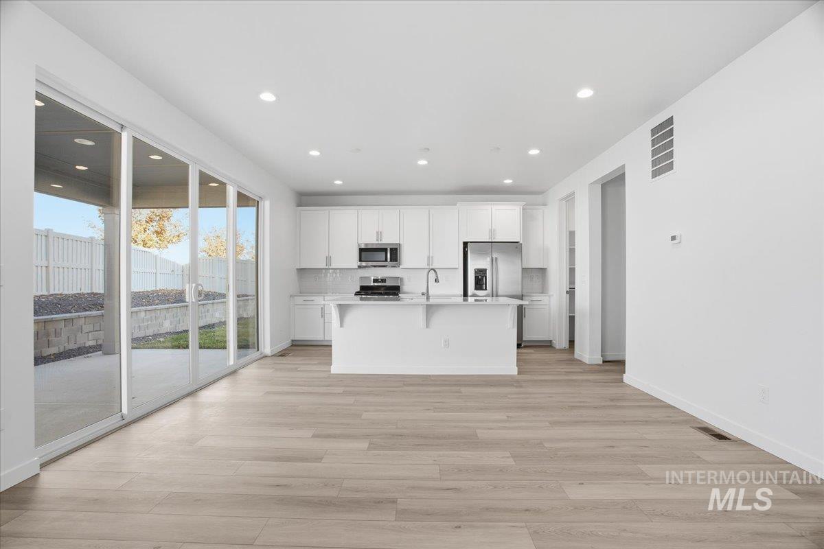 1216 Stirling Meadows Ct, Middleton, Idaho 83644, 3 Bedrooms, 2.5 Bathrooms, Residential For Sale, Price $534,990, 98968000