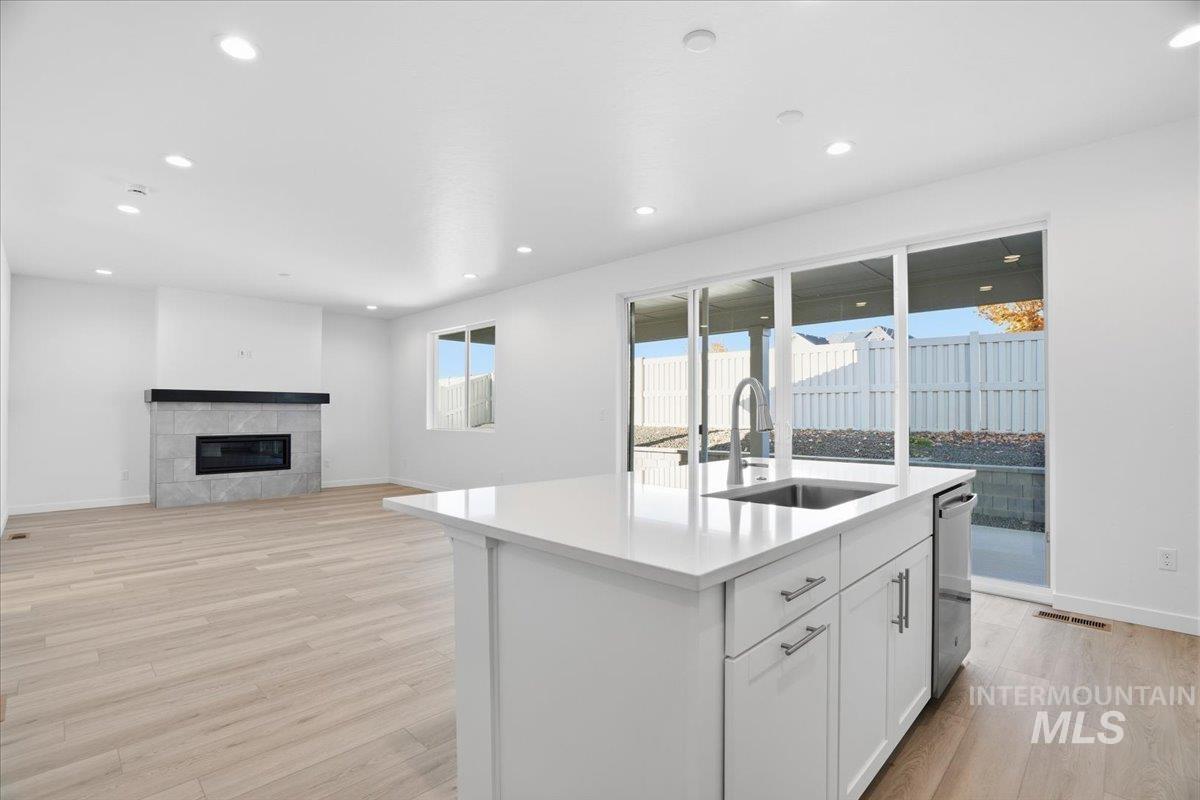 1216 Stirling Meadows Ct, Middleton, Idaho 83644, 3 Bedrooms, 2.5 Bathrooms, Residential For Sale, Price $534,990, 98968000