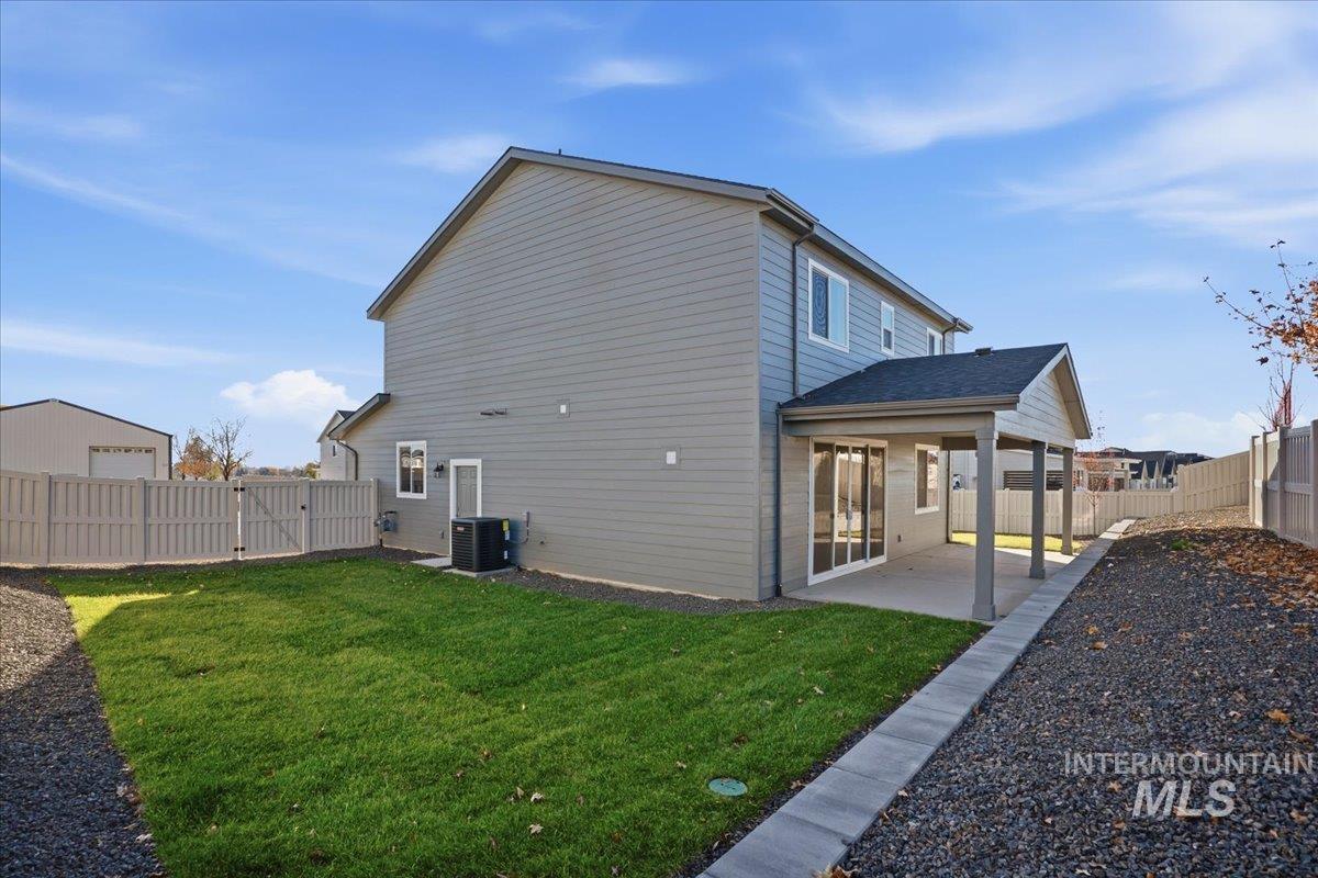 1216 Stirling Meadows Ct, Middleton, Idaho 83644, 3 Bedrooms, 2.5 Bathrooms, Residential For Sale, Price $534,990, 98968000