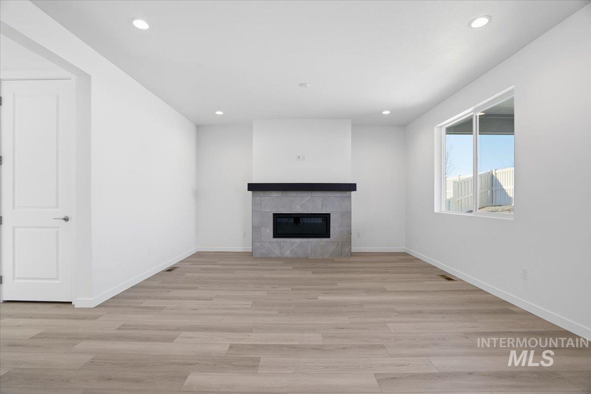 1216 Stirling Meadows Ct, Middleton, Idaho 83644, 3 Bedrooms, 2.5 Bathrooms, Residential For Sale, Price $534,990, 98968000